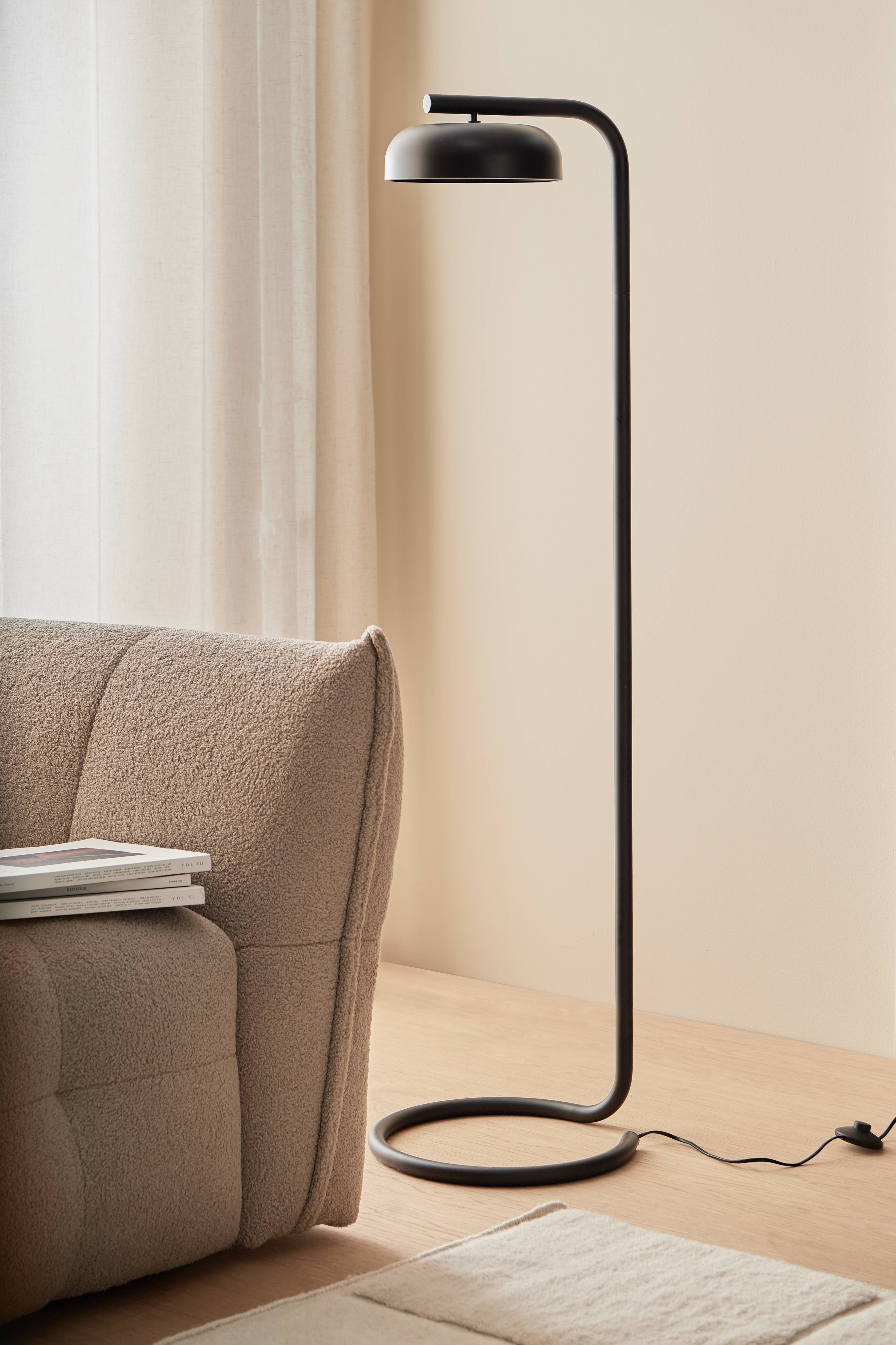 Gulvlampe Sirap
