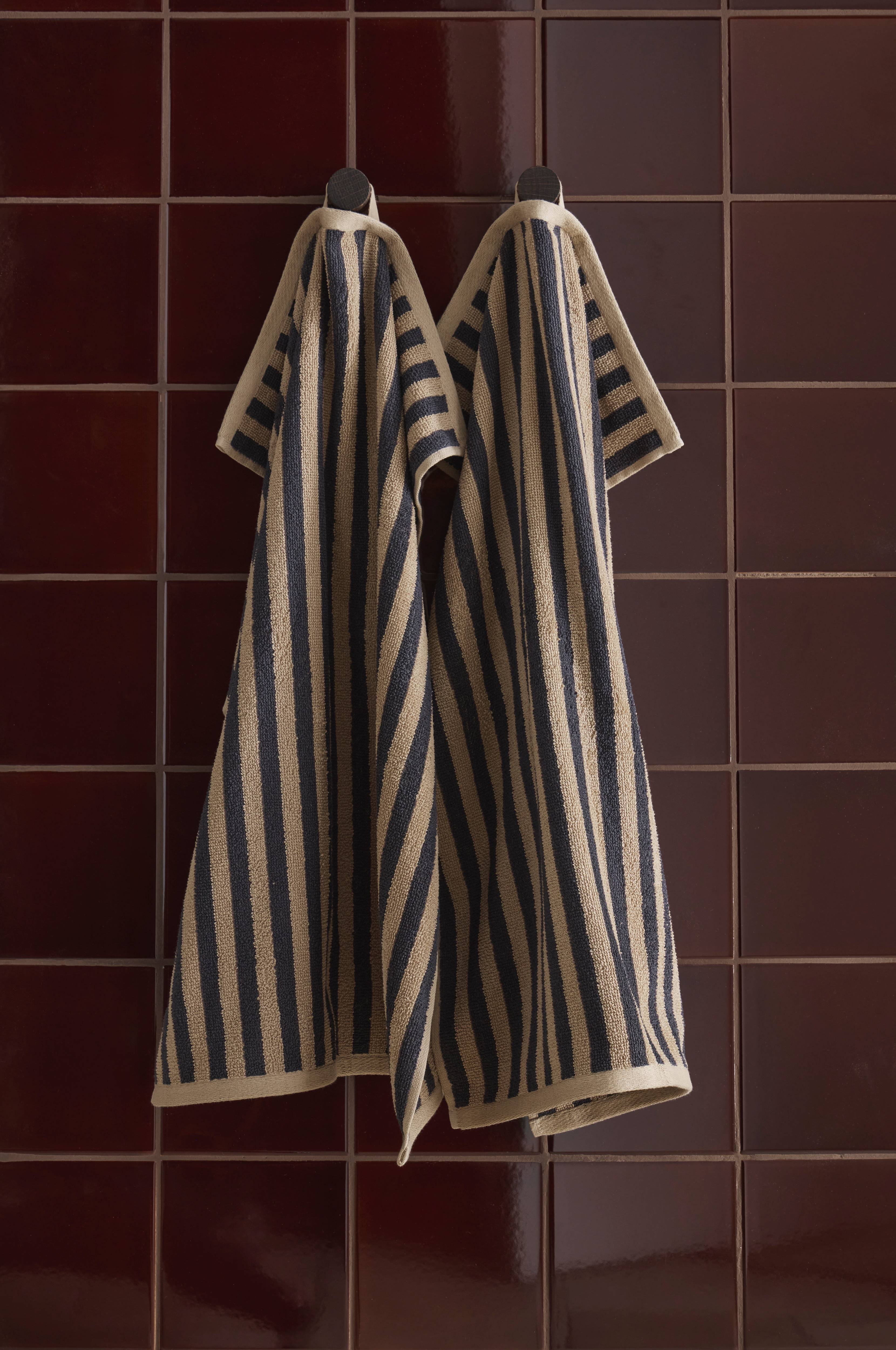 Sett med frottéhåndklær Stripe 2 deler