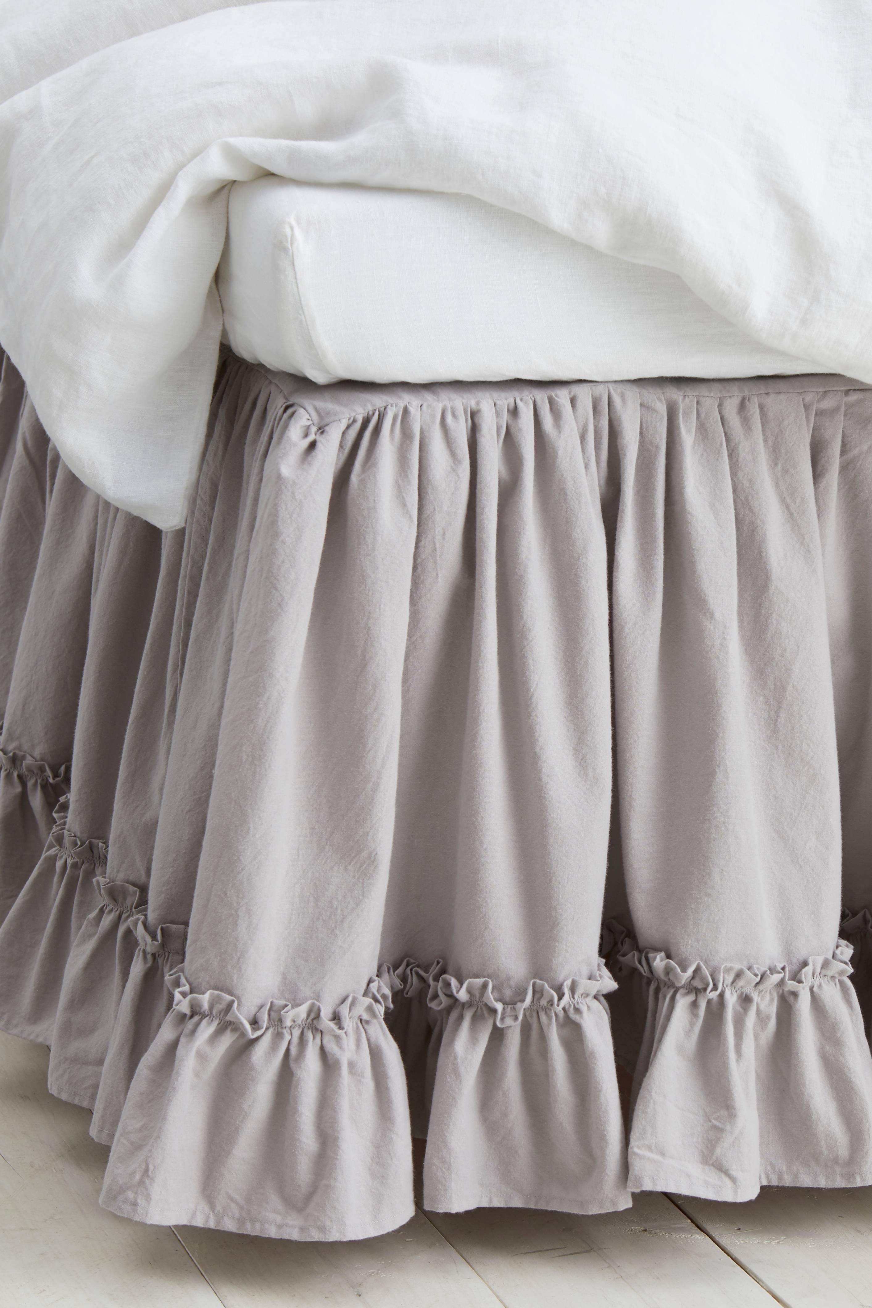 Sengekappe Juliette Frill, høyde 45 cm