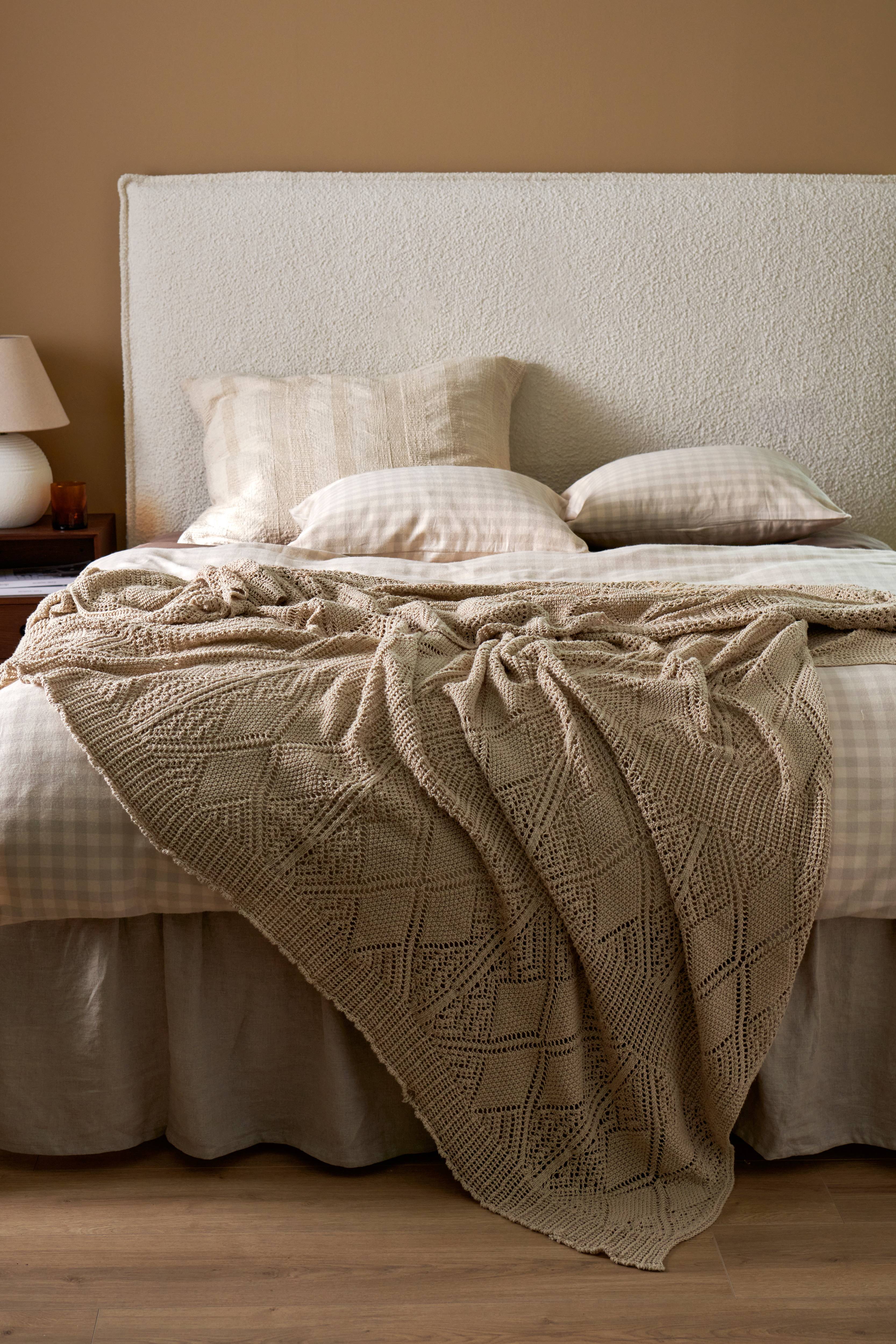 Sengeteppe / pledd Juliette Crochet