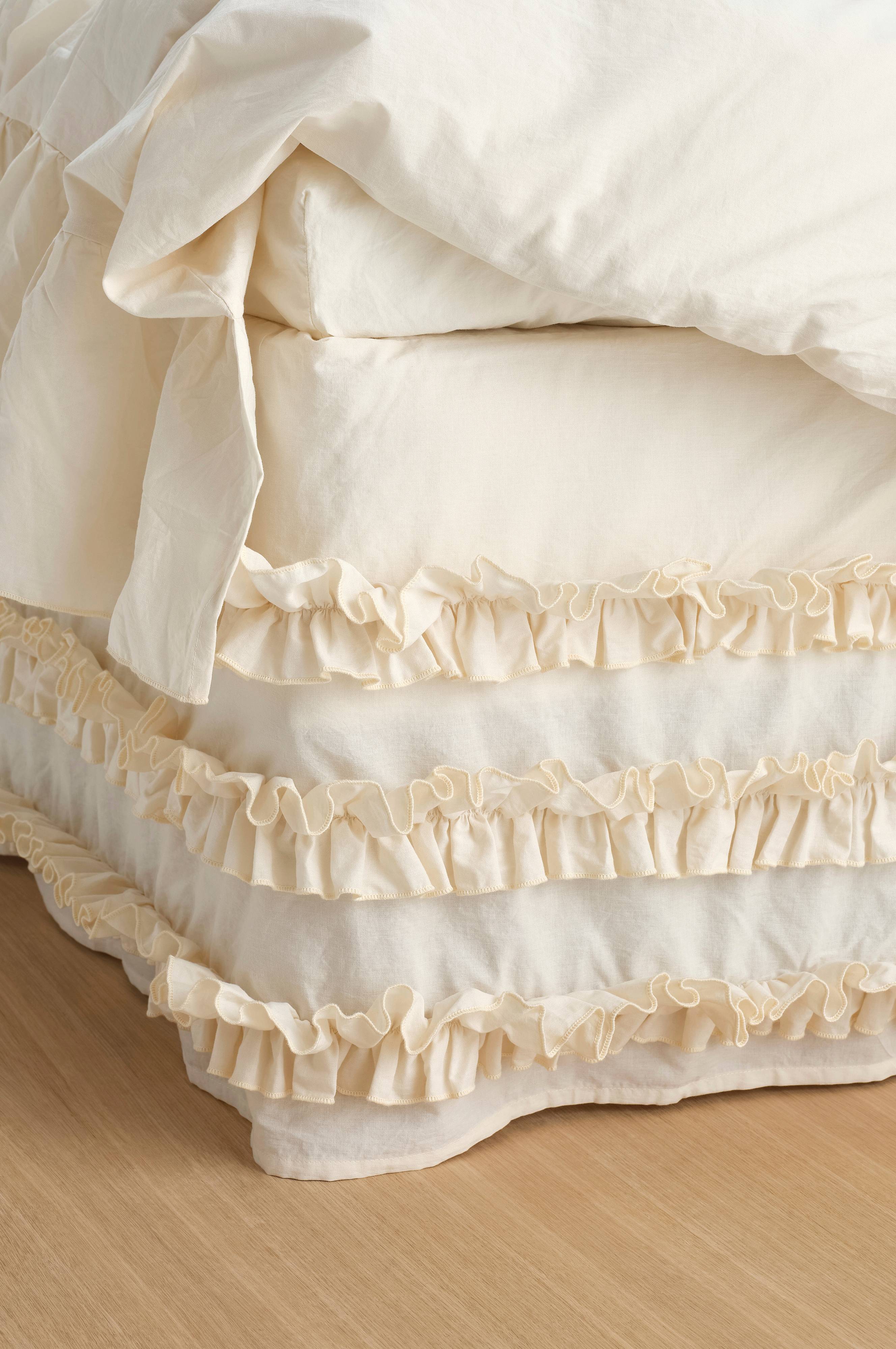 Sengekappe Juliette Curve Frill i vasket bomull 52 cm