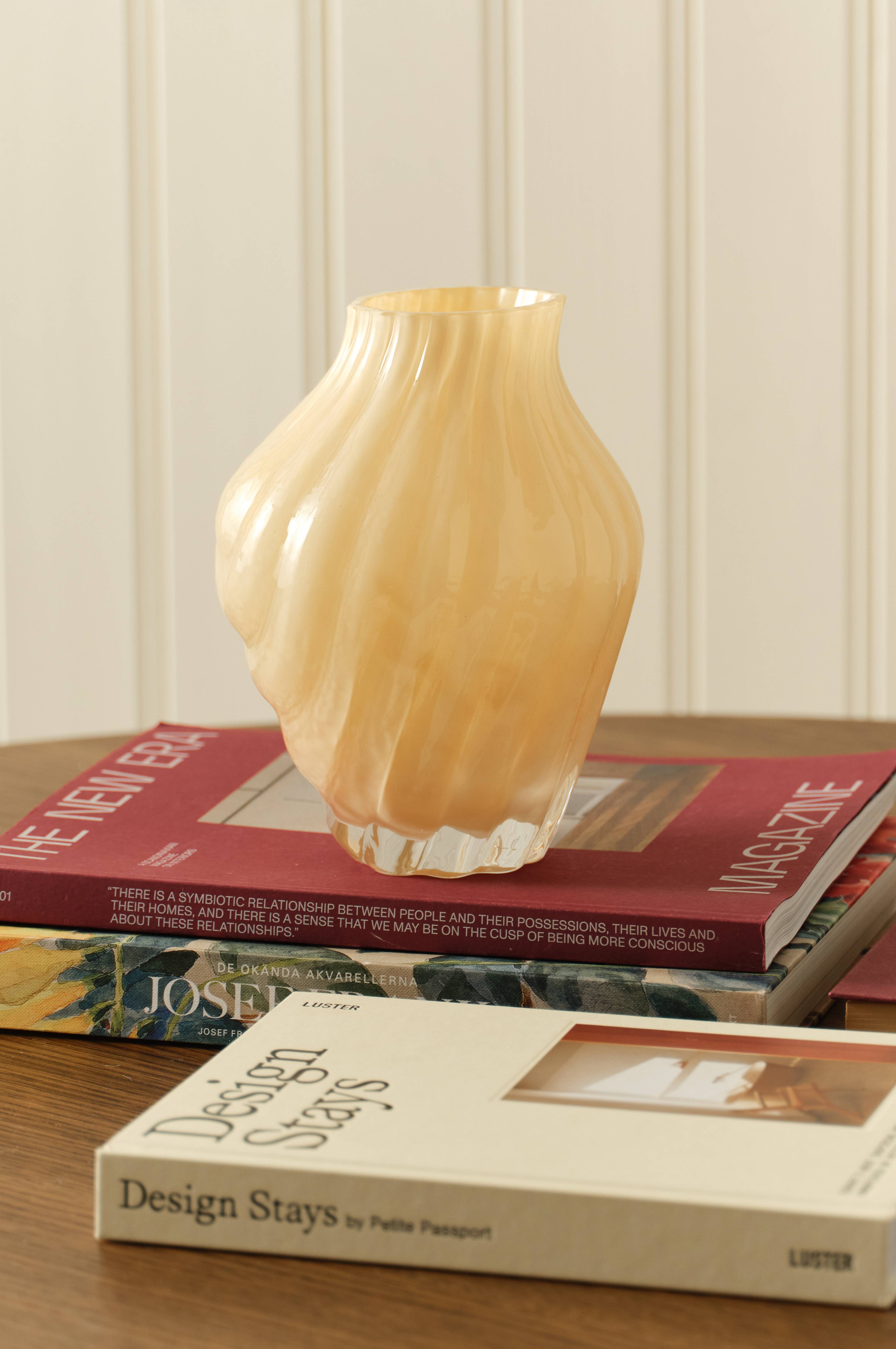 Vase Isabella høyde 20 cm