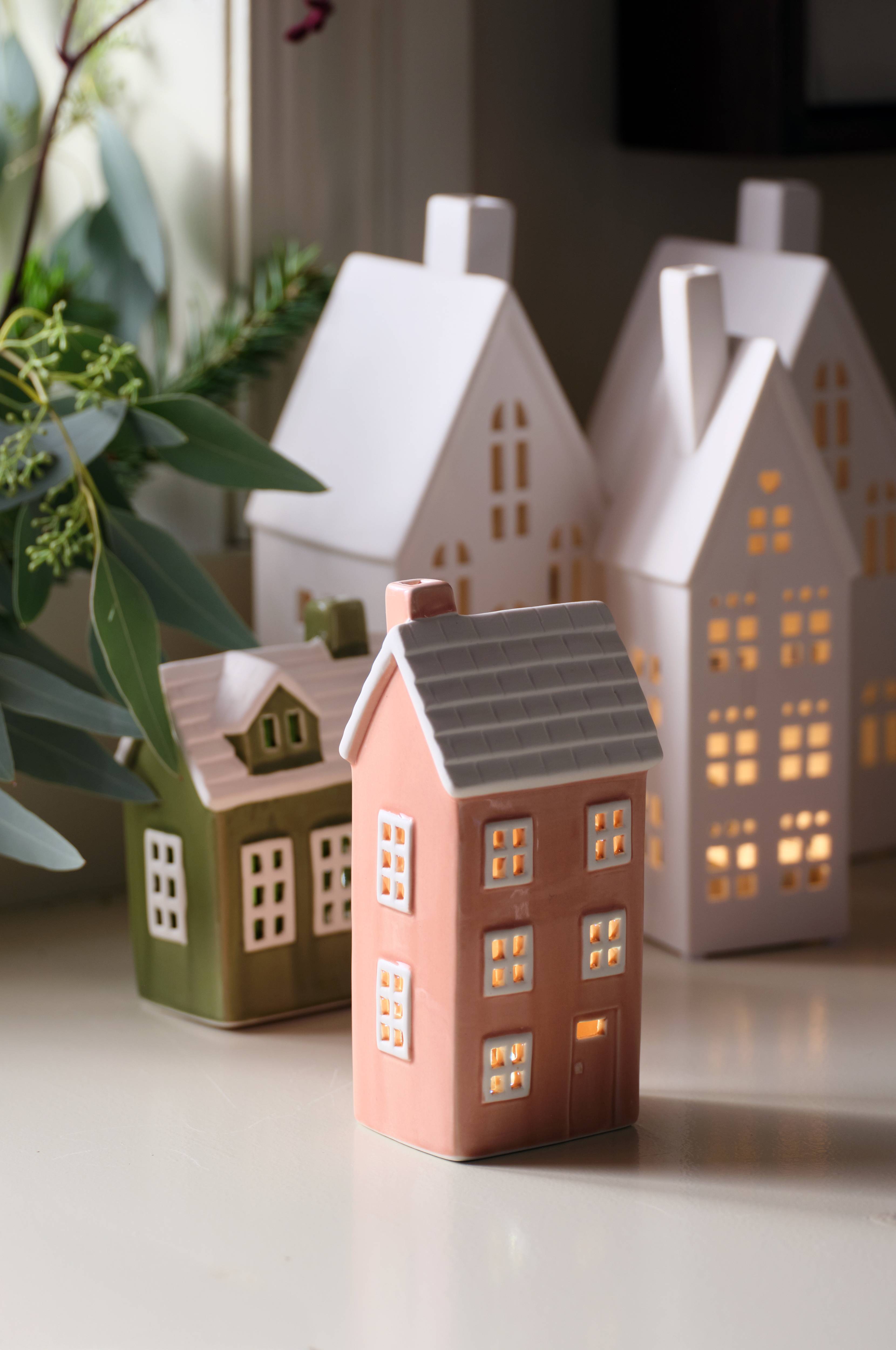 Dekorasjonshus Roseville med LED-belysning