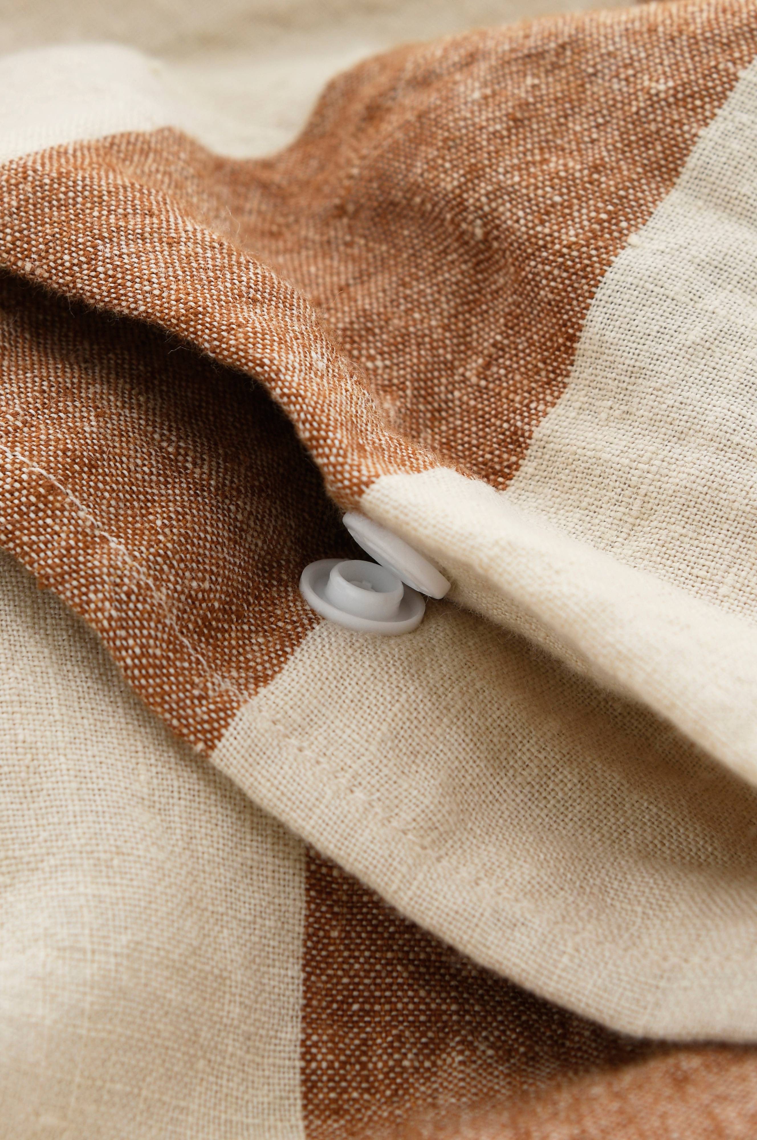 Sengesett Candice Block Stripe i vasket lin, 2 deler