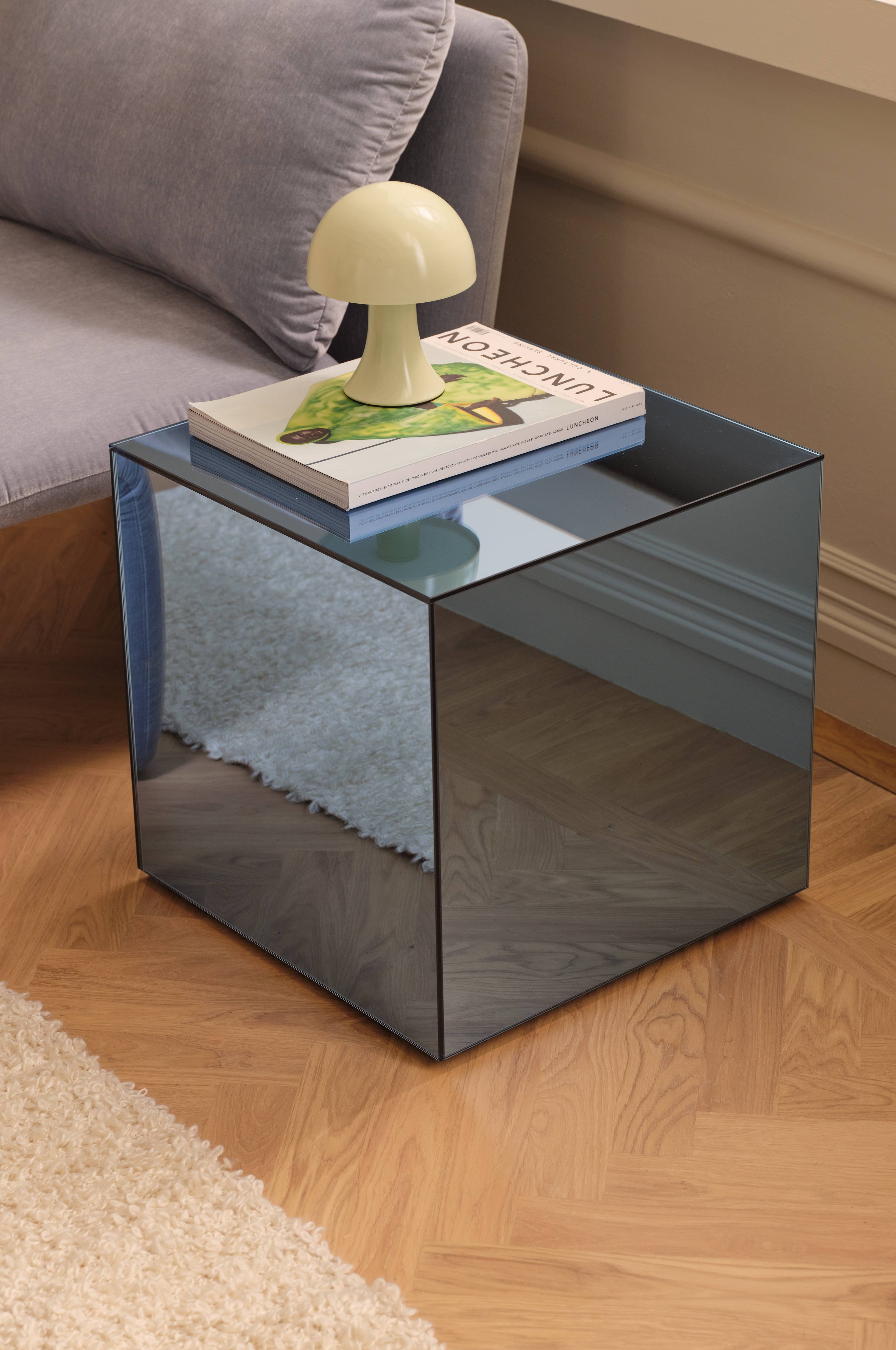 Sidebord Kub med speilglass