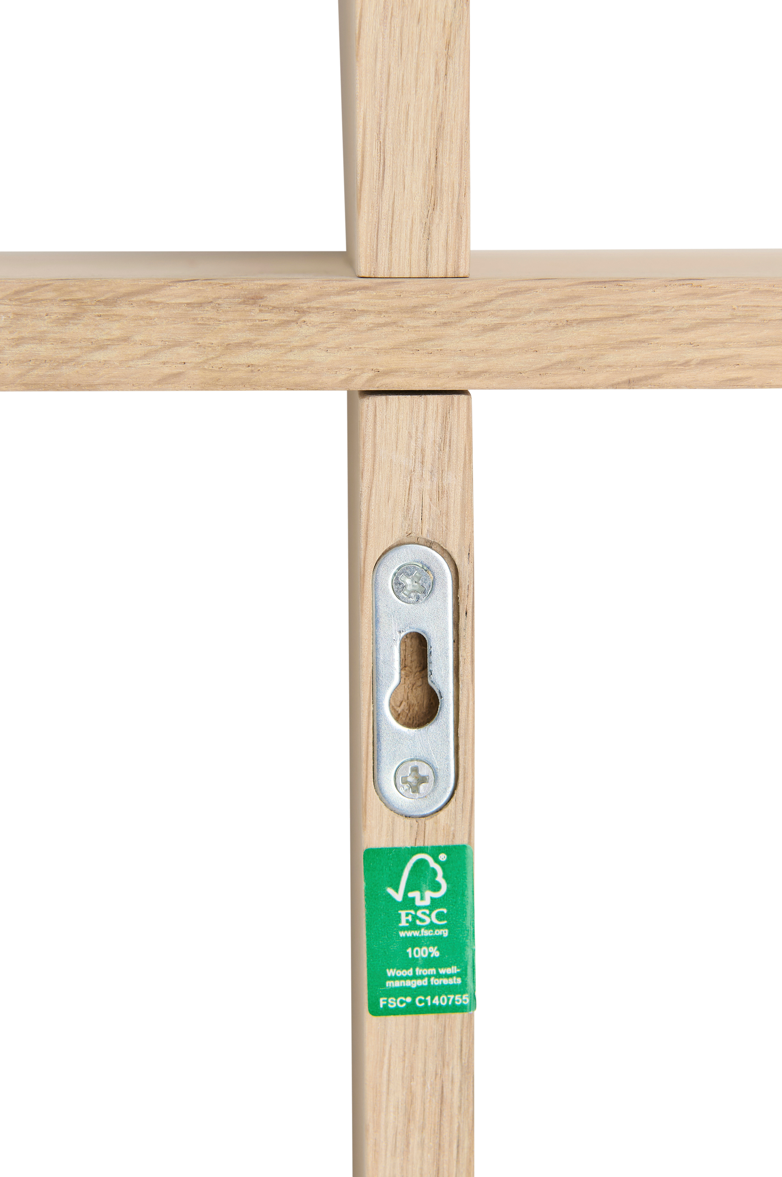 Vegghylle Cross
