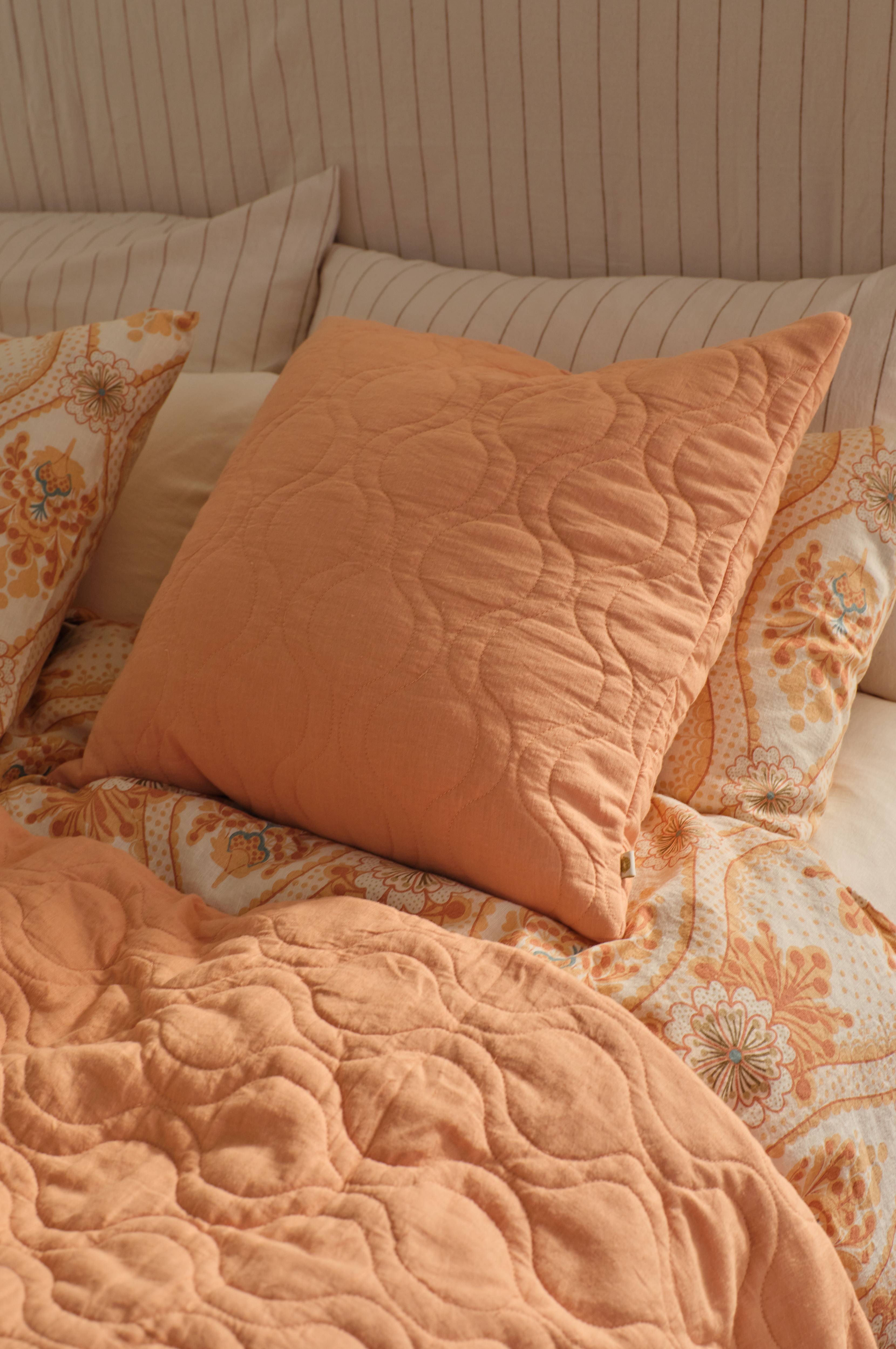 Putetrekk Elly Quilted i resirkulert halvlinne