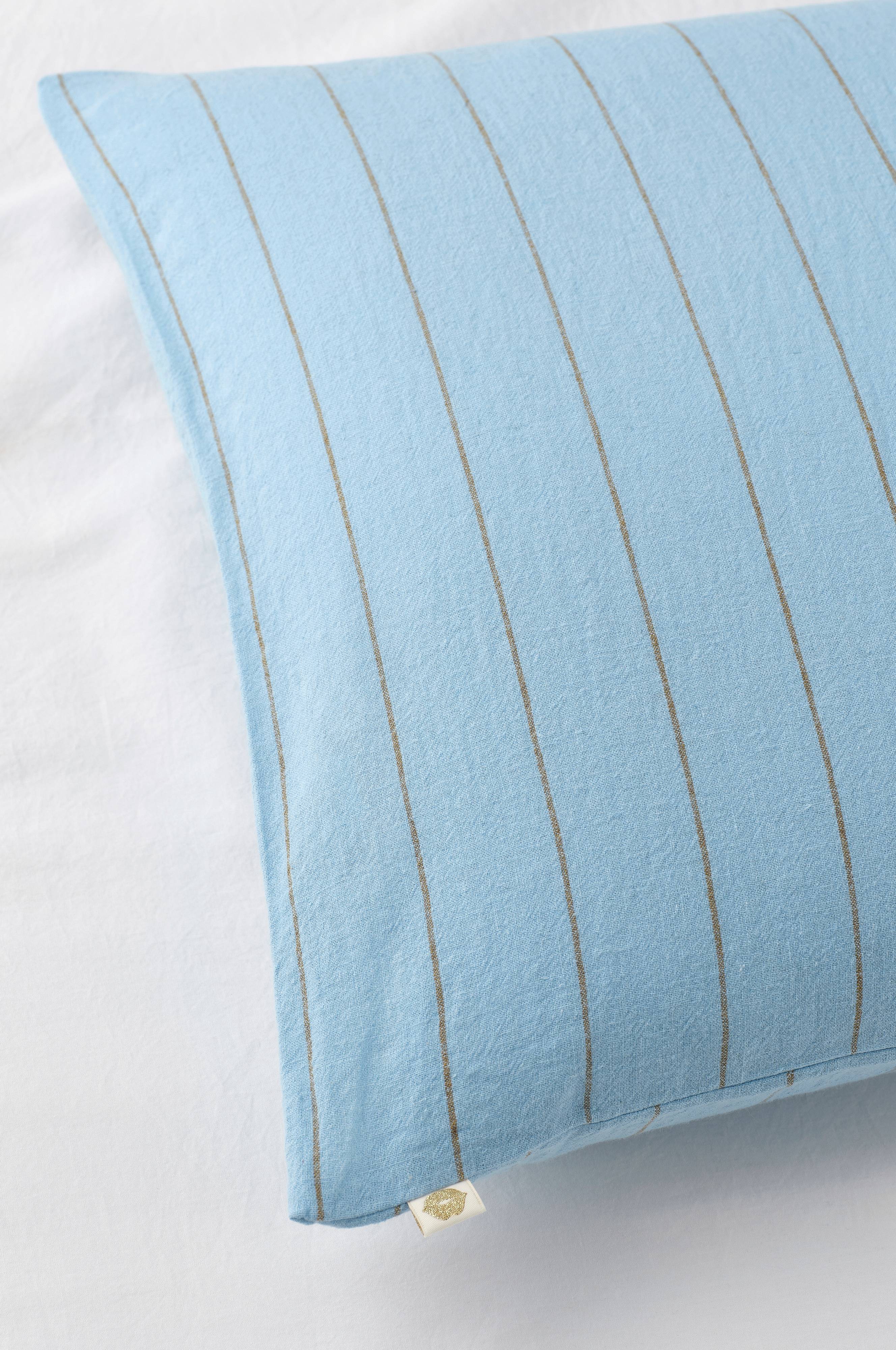 Putetrekk Elly Thin Stripe i resirkulert halvlinne