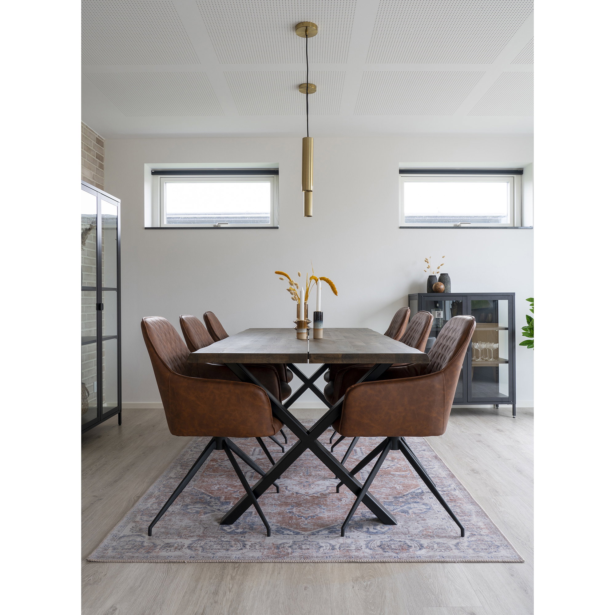 Harbo Dining Chair with swivel