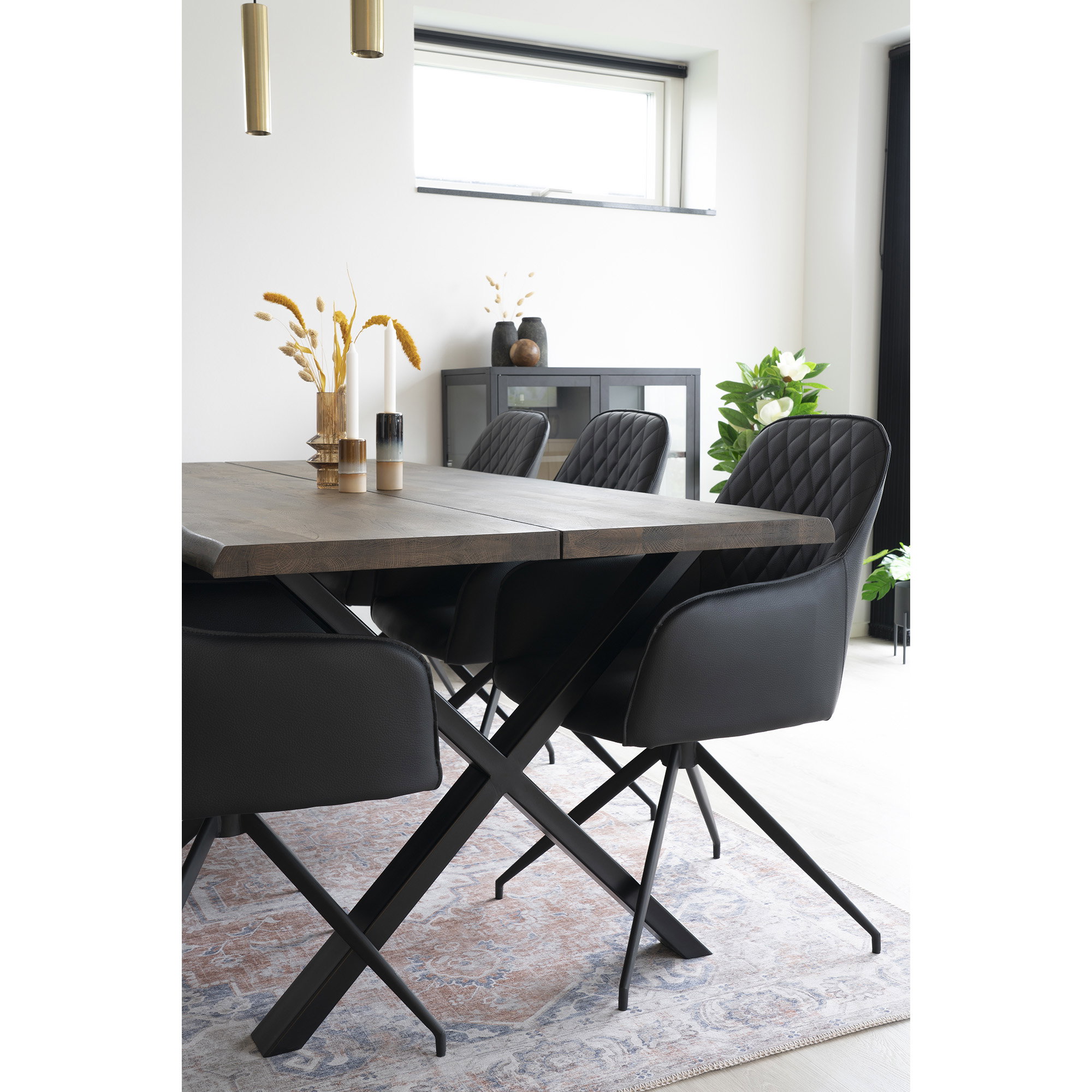 Harbo Dining Chair with swivel