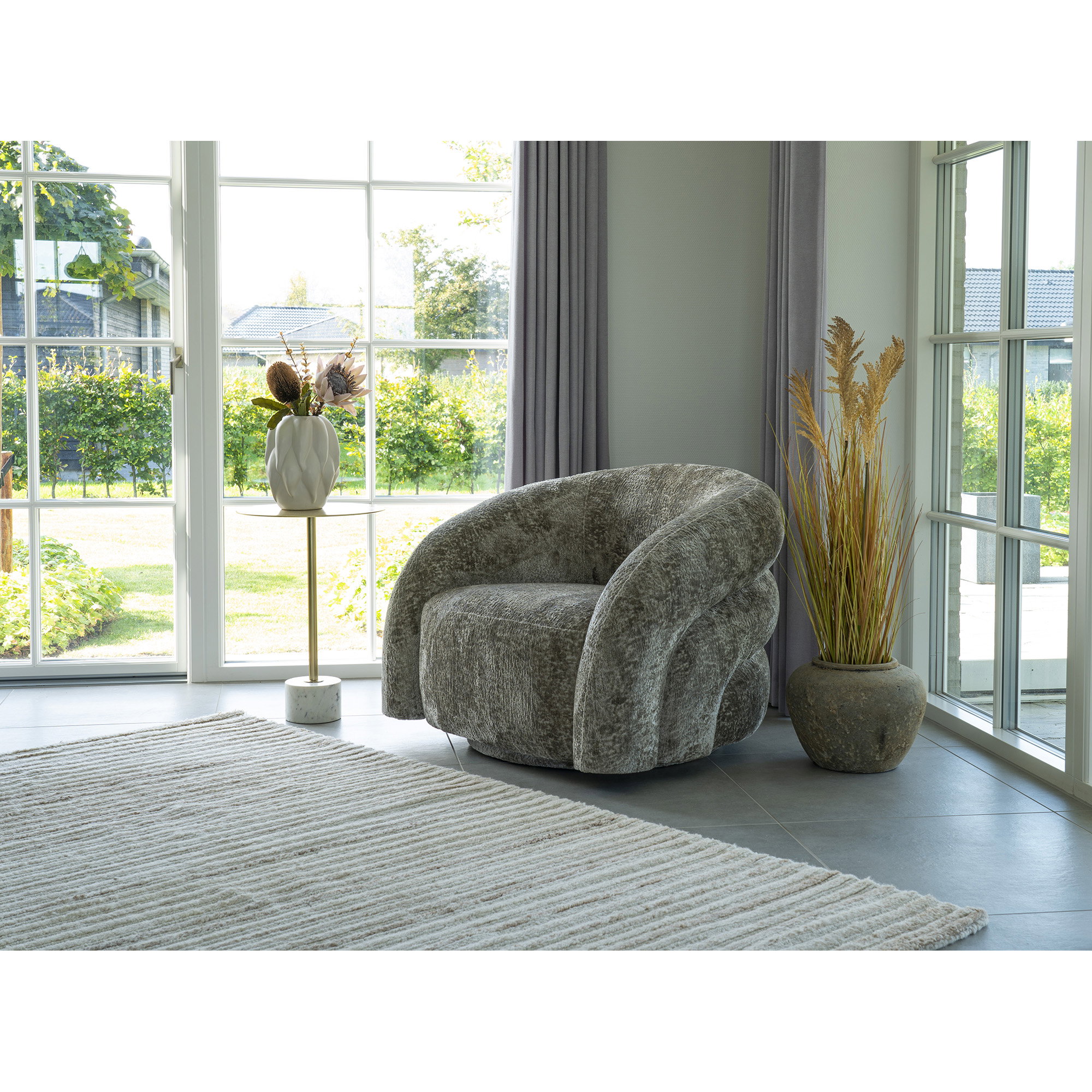 Valletta Lounge chair with swivel function