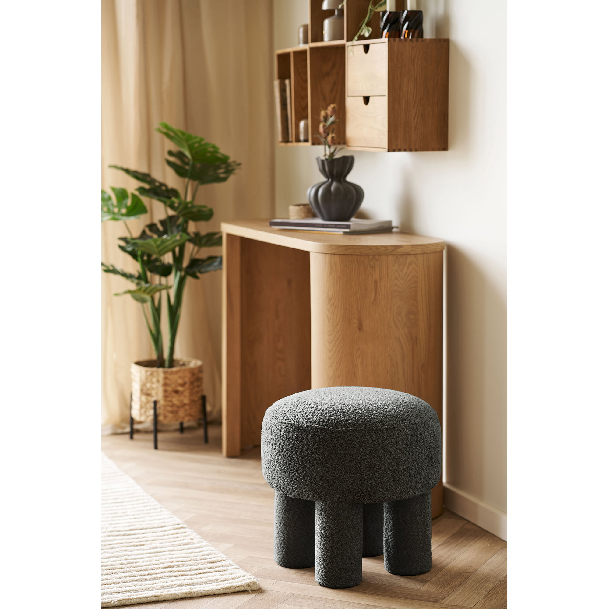 Canberra Pouf