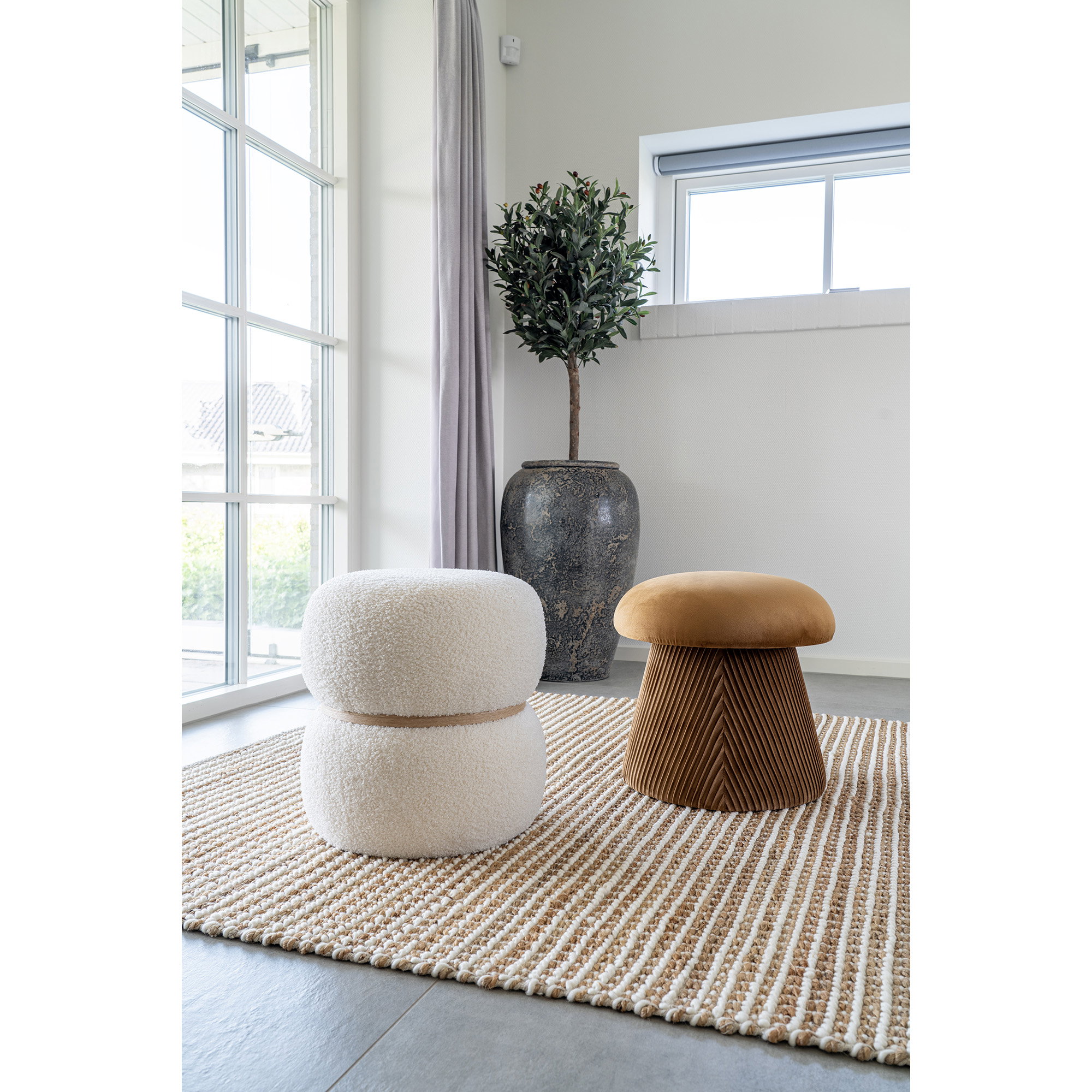 Milford Pouf