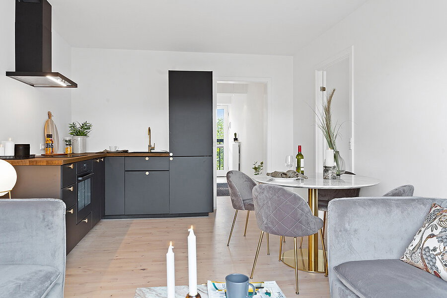 Bolzano Dining Table