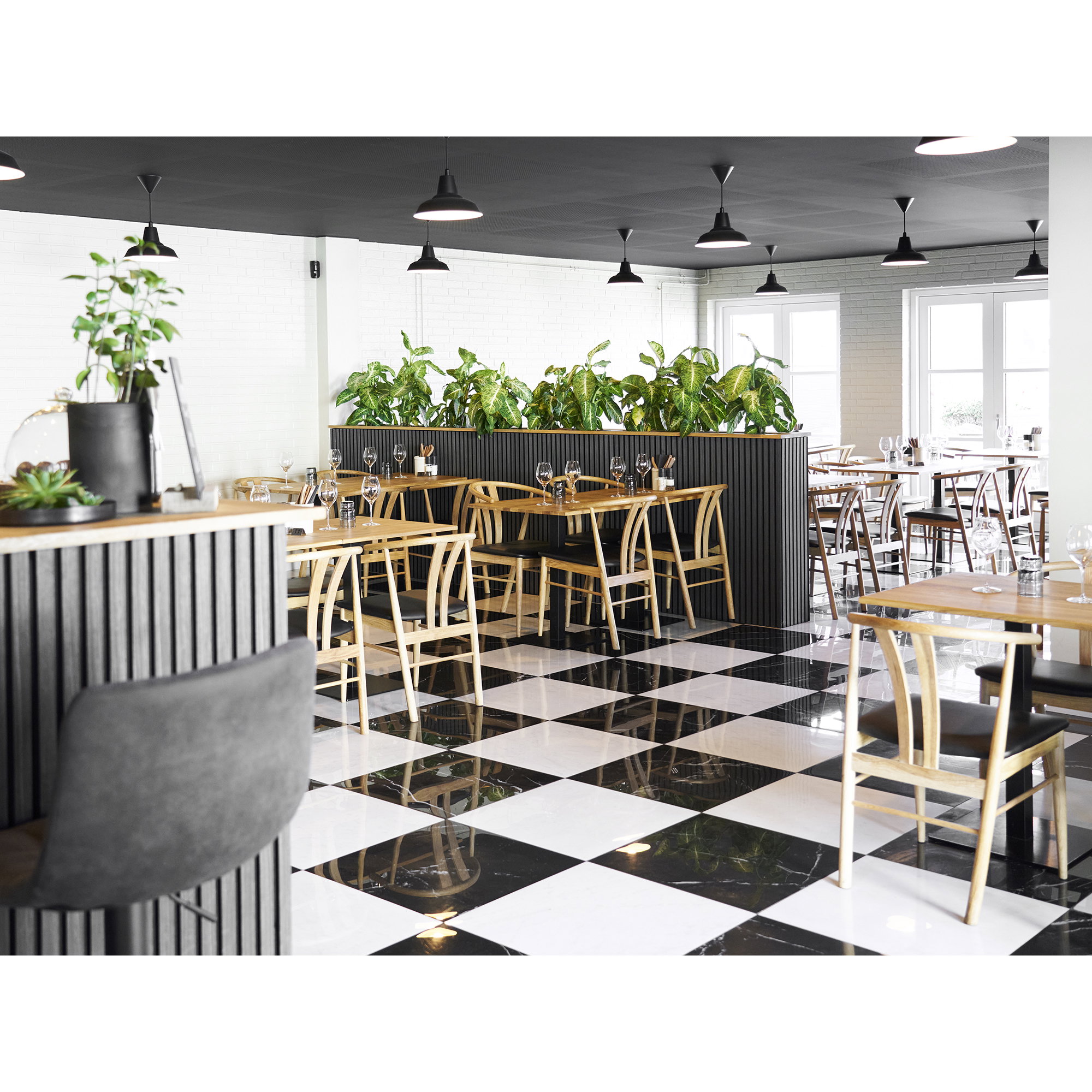 Lignano Cafe Table