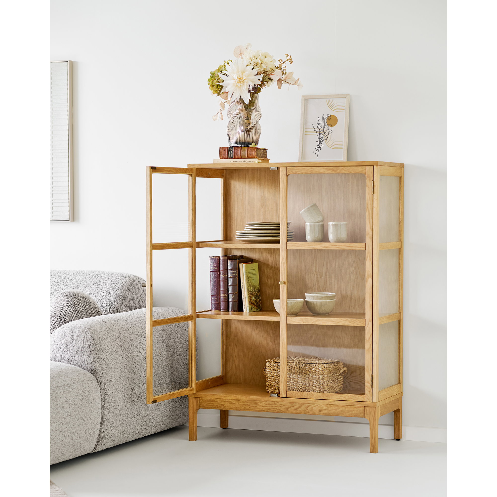 Zamora Cabinet