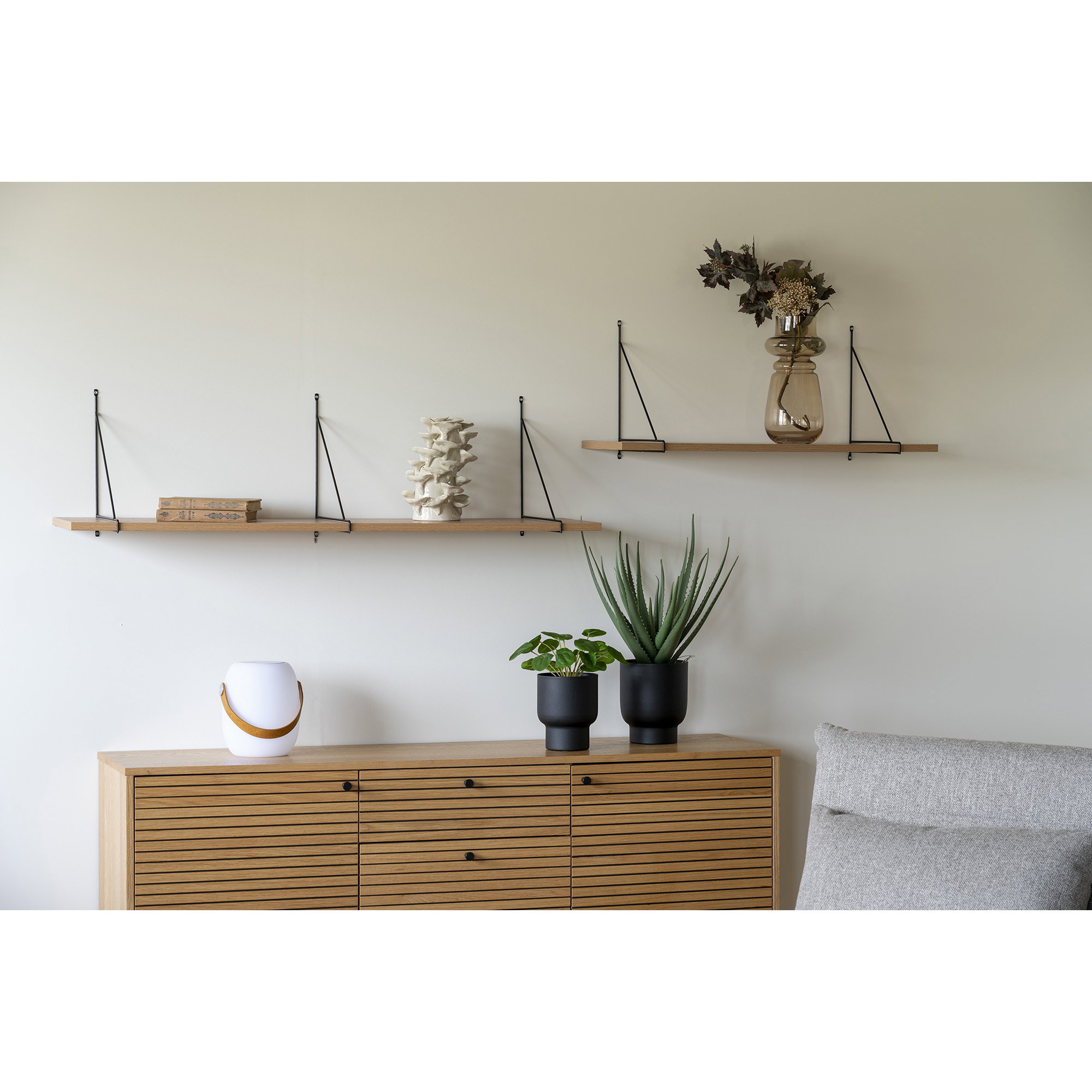 Chiba Wall Shelf