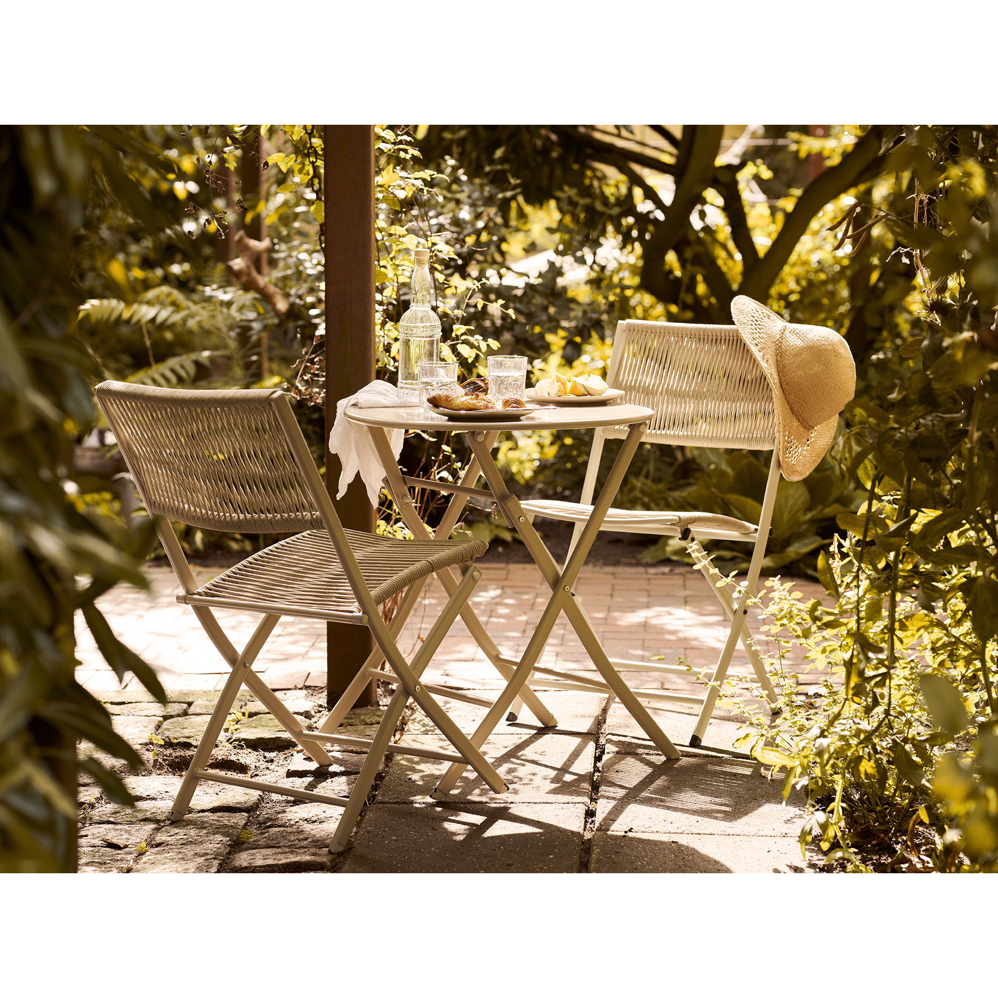 Arcas Bistro Set