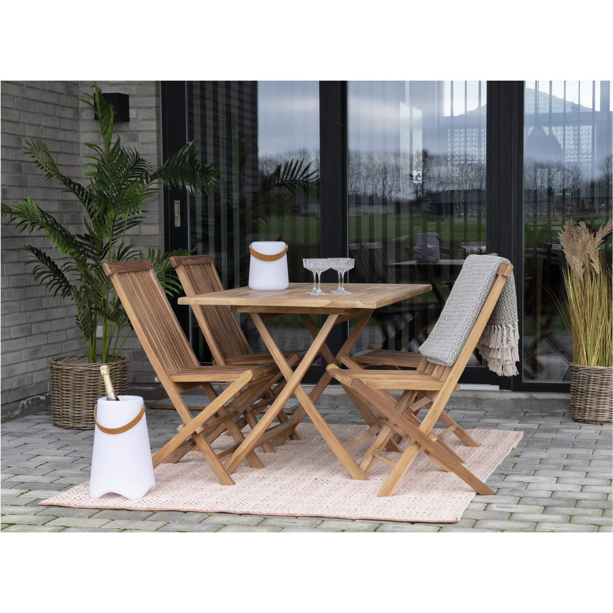 Oviedo Dining Table