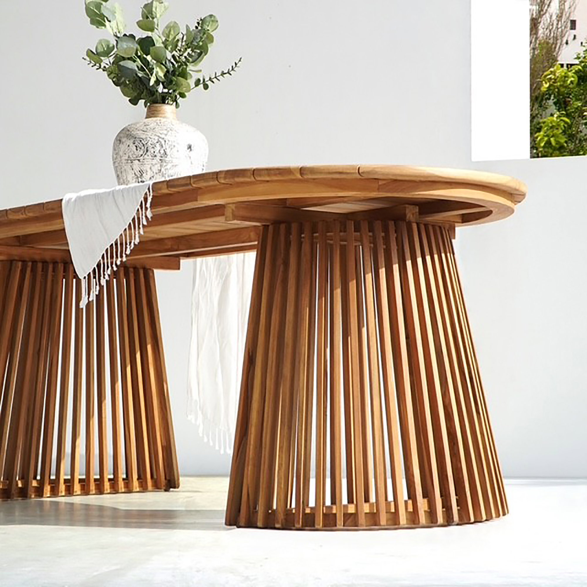 Berja Dining Table