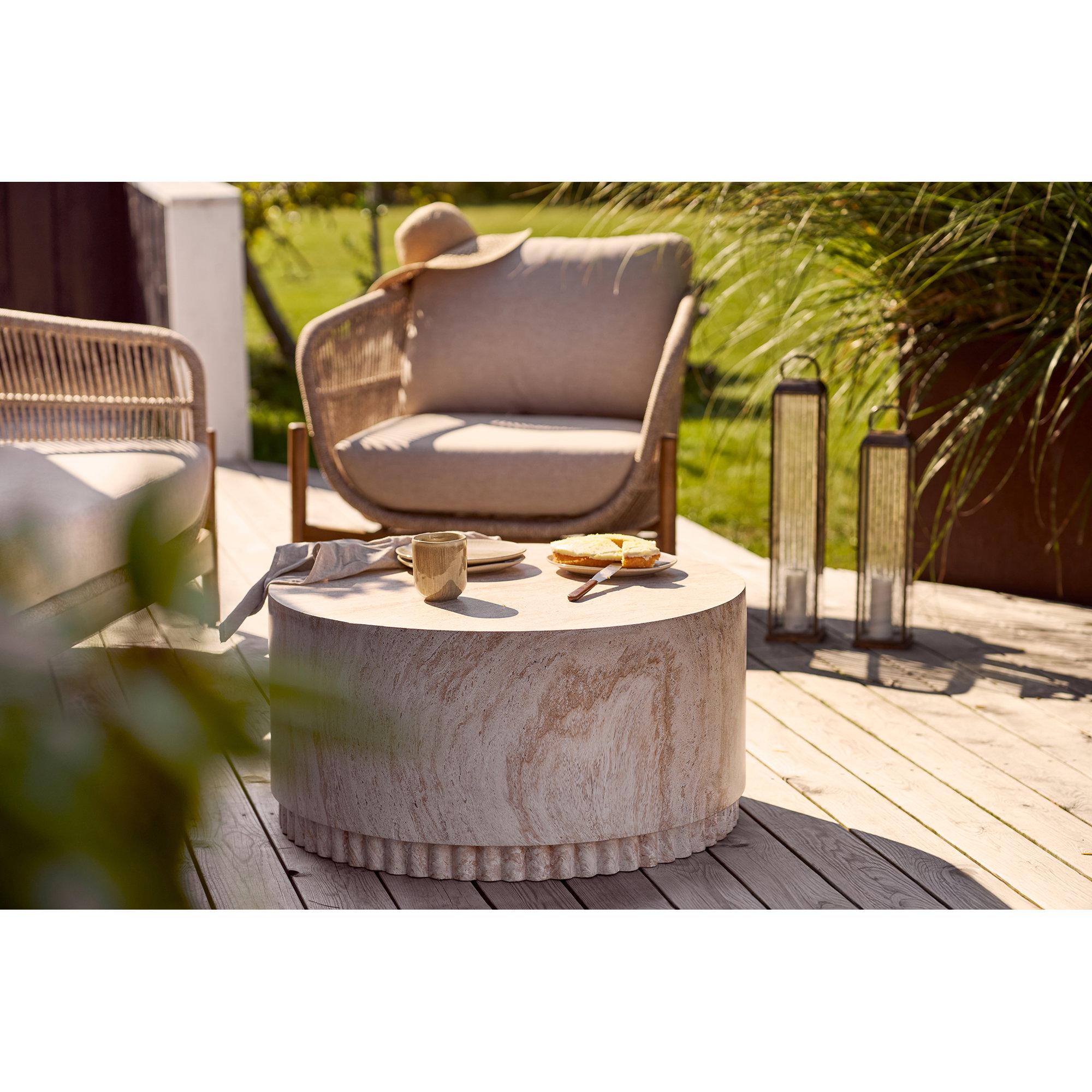 Bonn Coffee Table