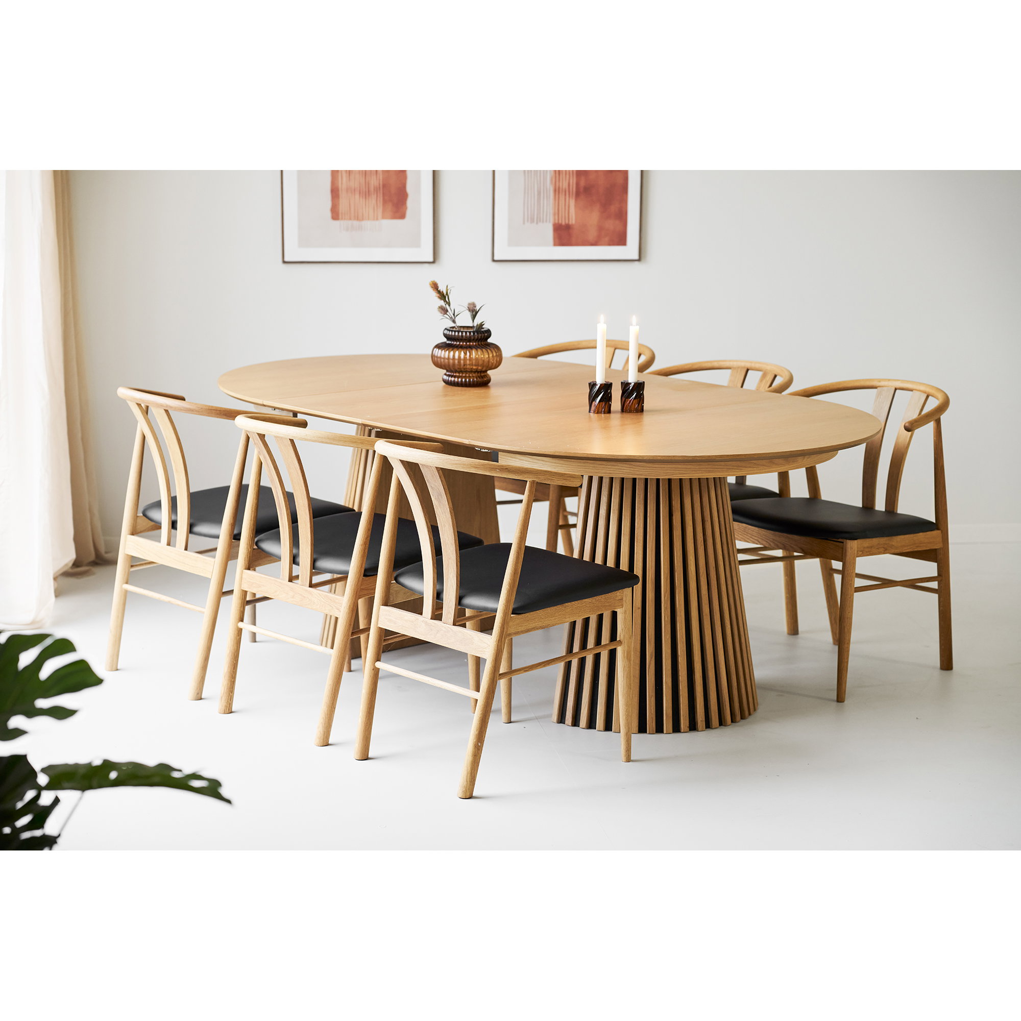 Osaka and Artenara Dining Set