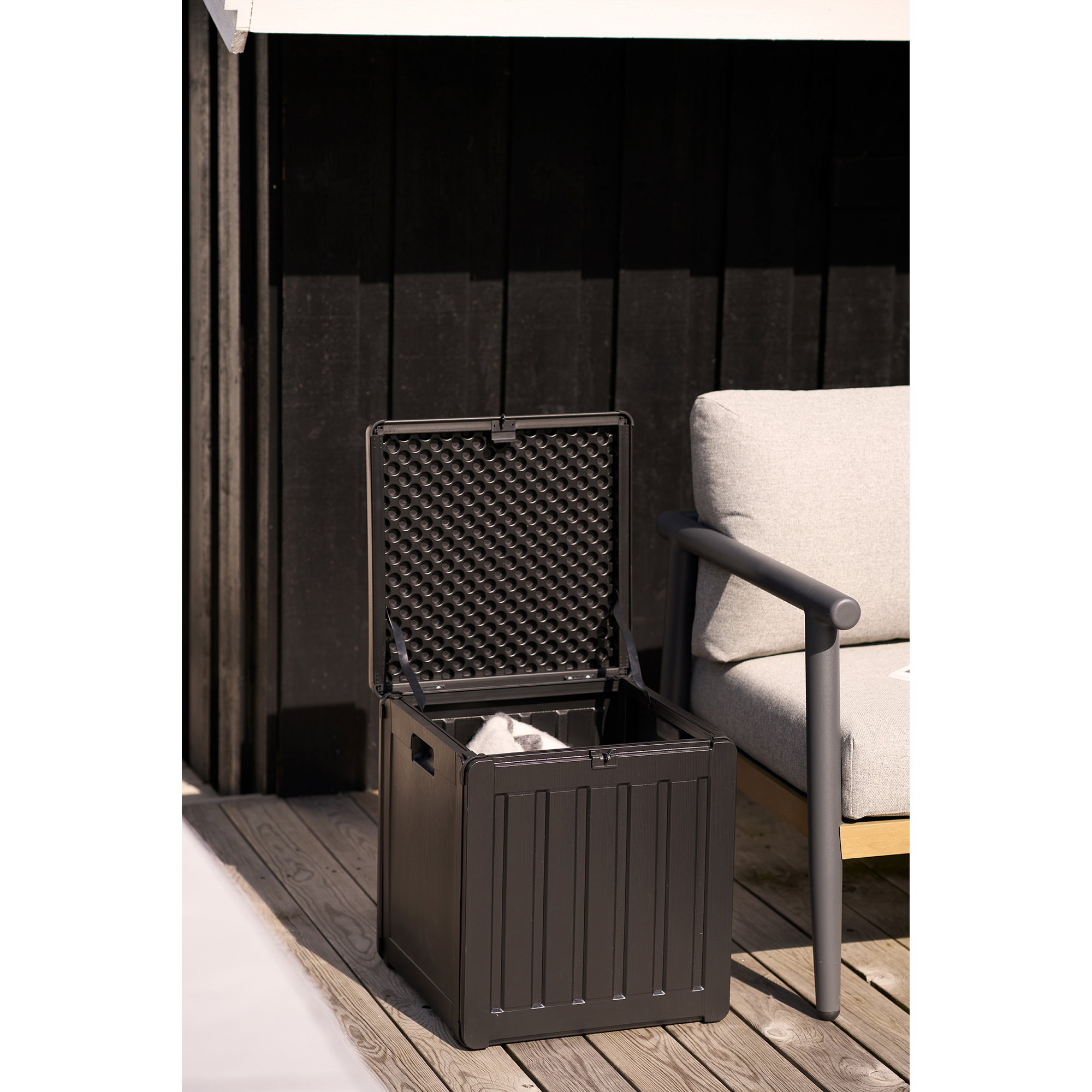 Sobra Cushion Box