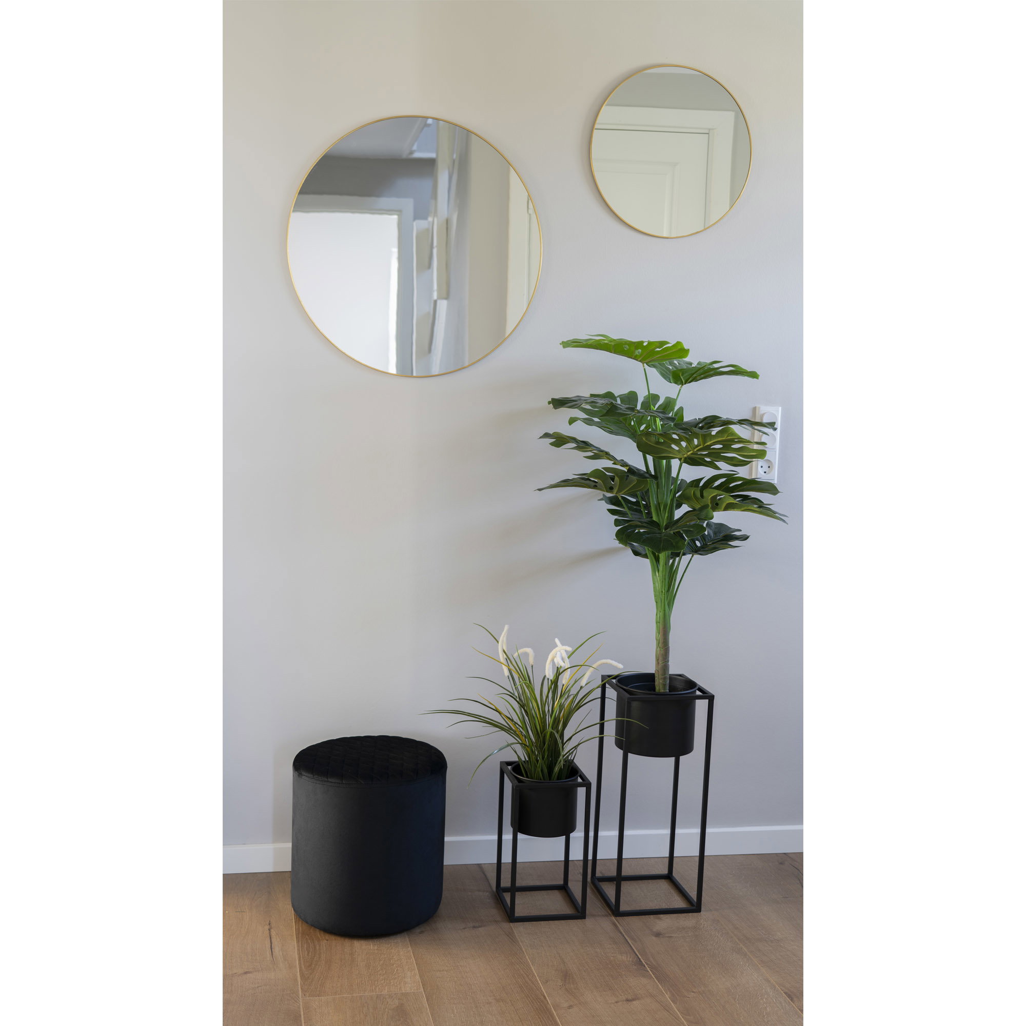 Marla Flowerpots