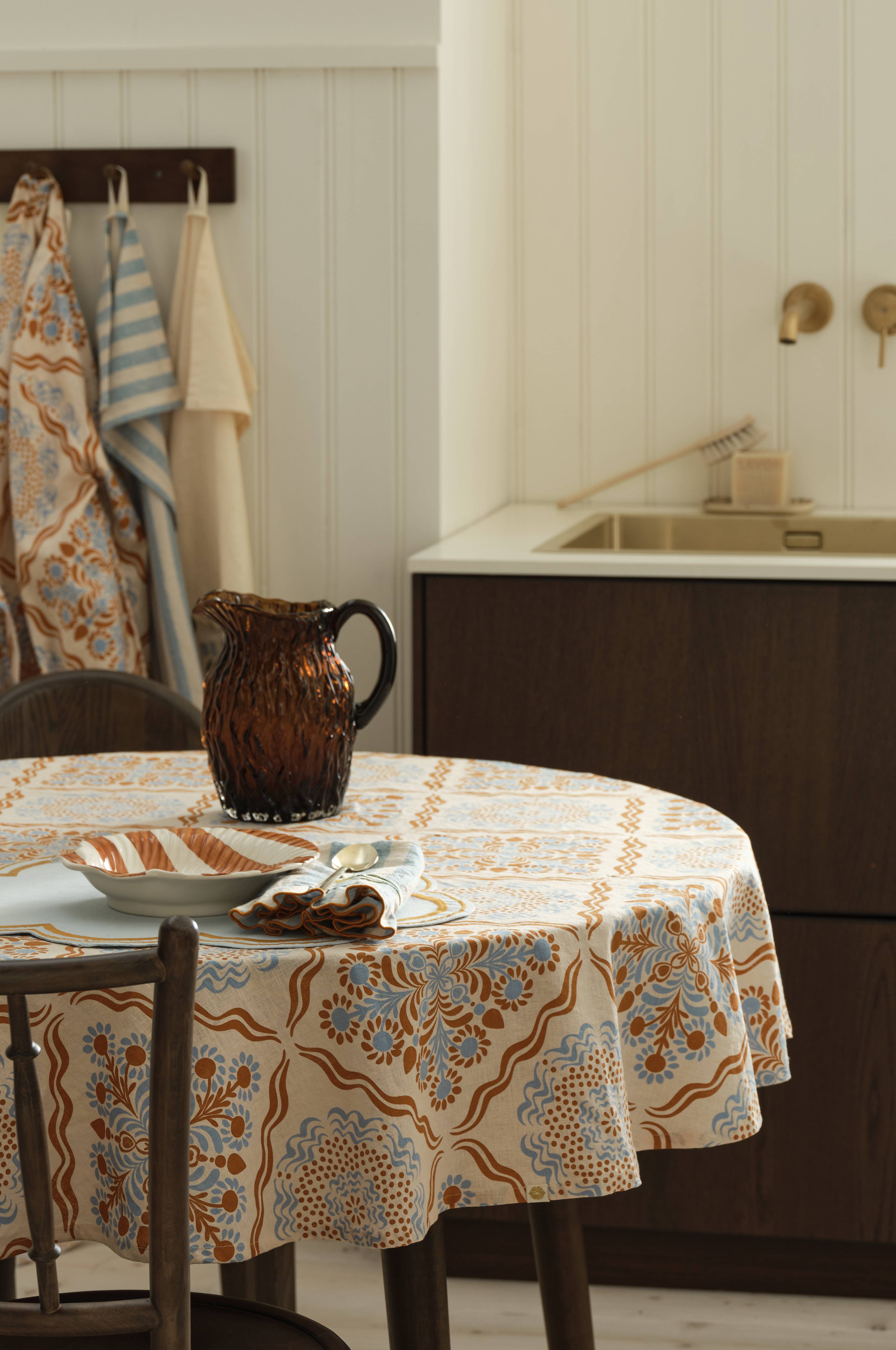 Duk Duk Elly Tile i resirkulert halvlinne Ø 150 cm