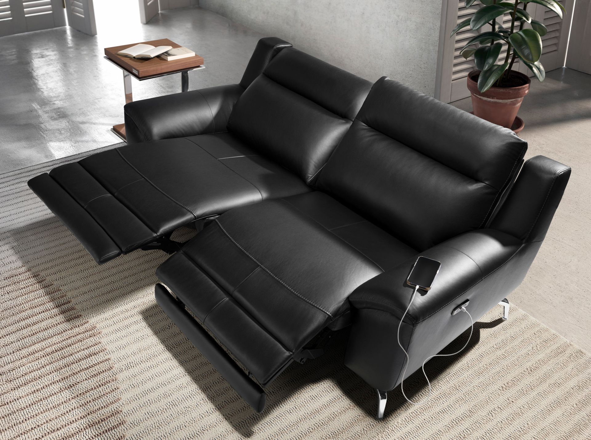 2 seater black leather relax sofa
