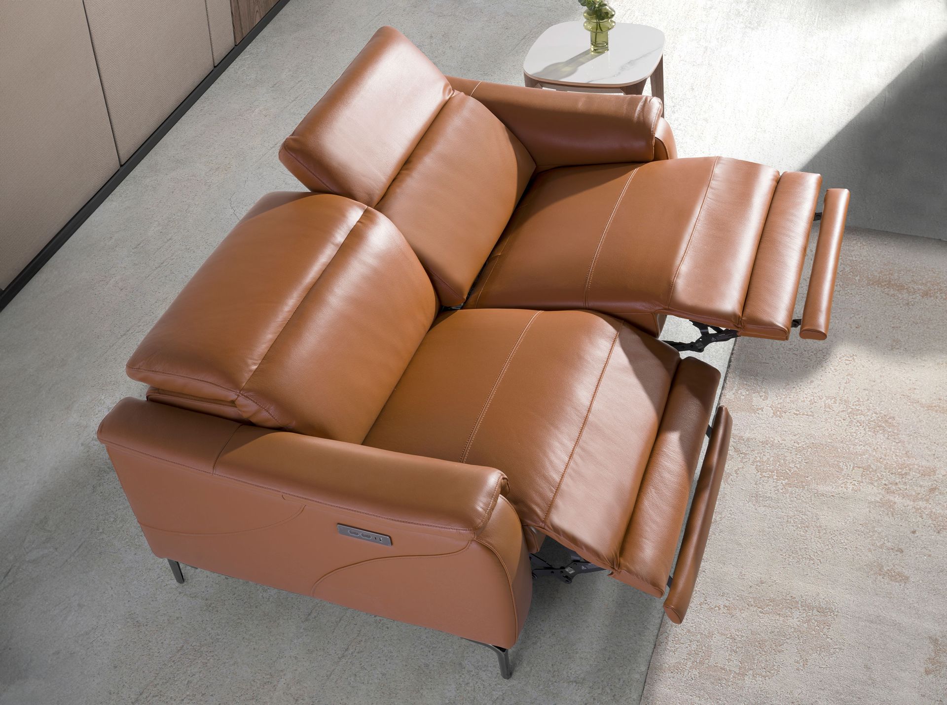2 seater relax sofa in brown leather