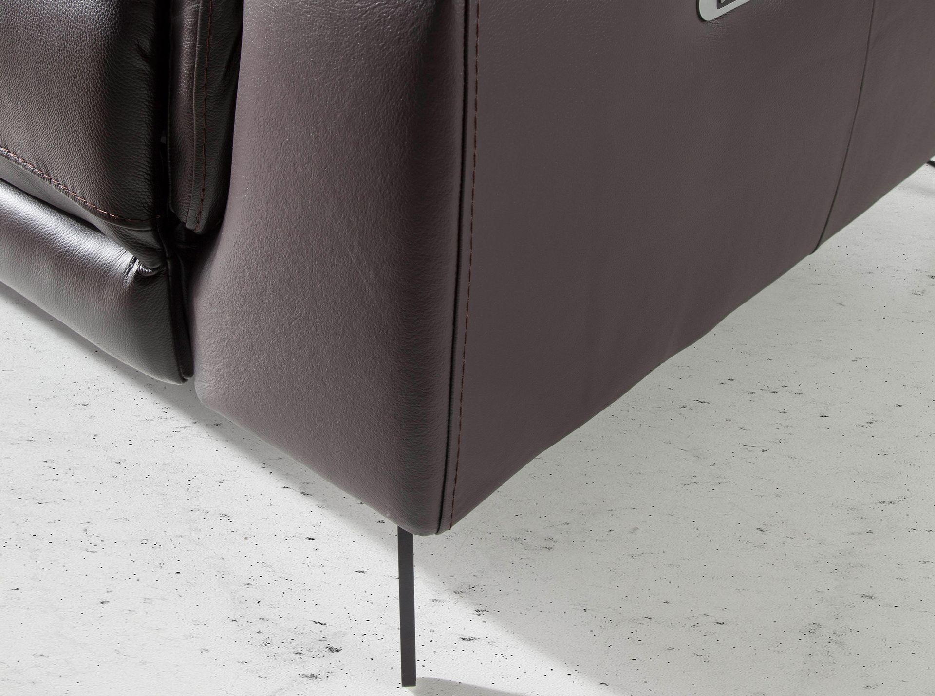 3 seater chocolate brown leather relax sofa
