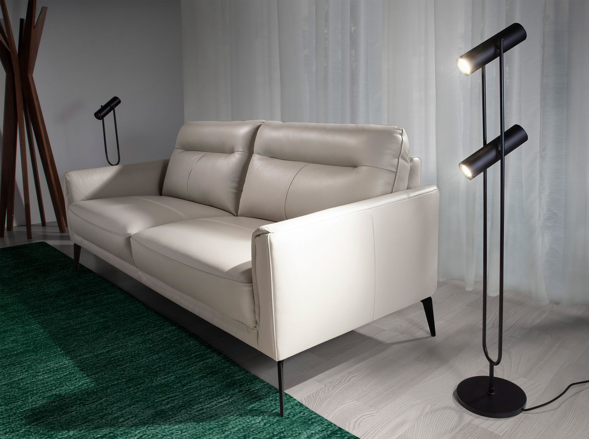 3 seater sofa in taupe grey leather