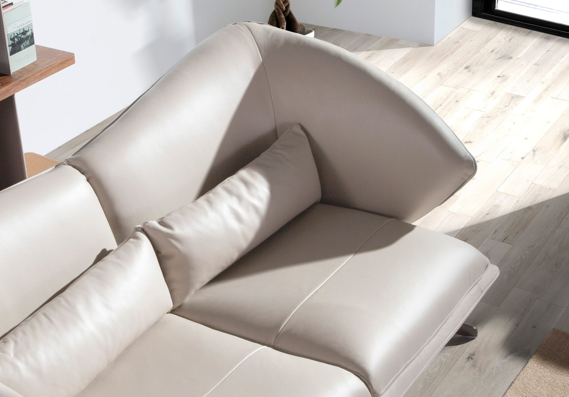 3 seater sofa in taupe grey leather