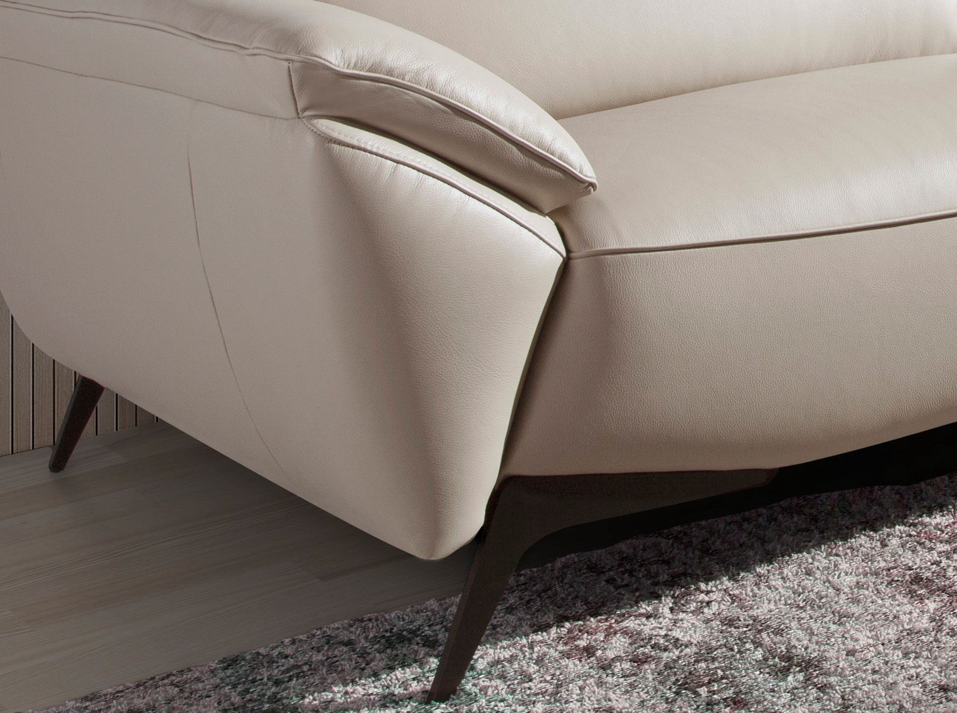 3 seater sofa in taupe leather