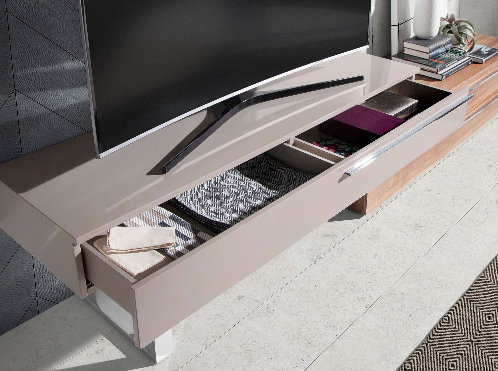 Beige wood, walnut and chrome plated steel TV unit