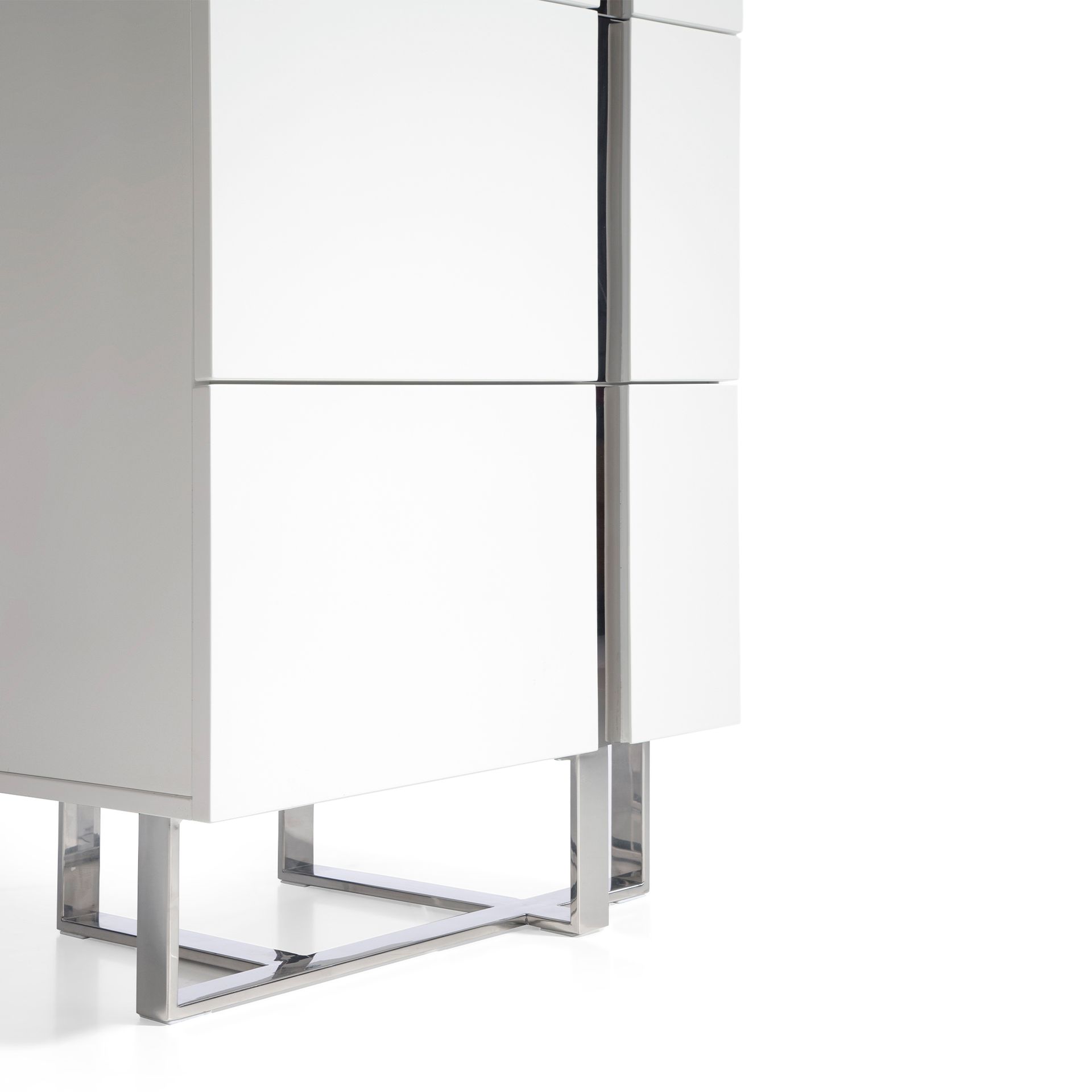 Chiffonier white wood and chrome-plated steel