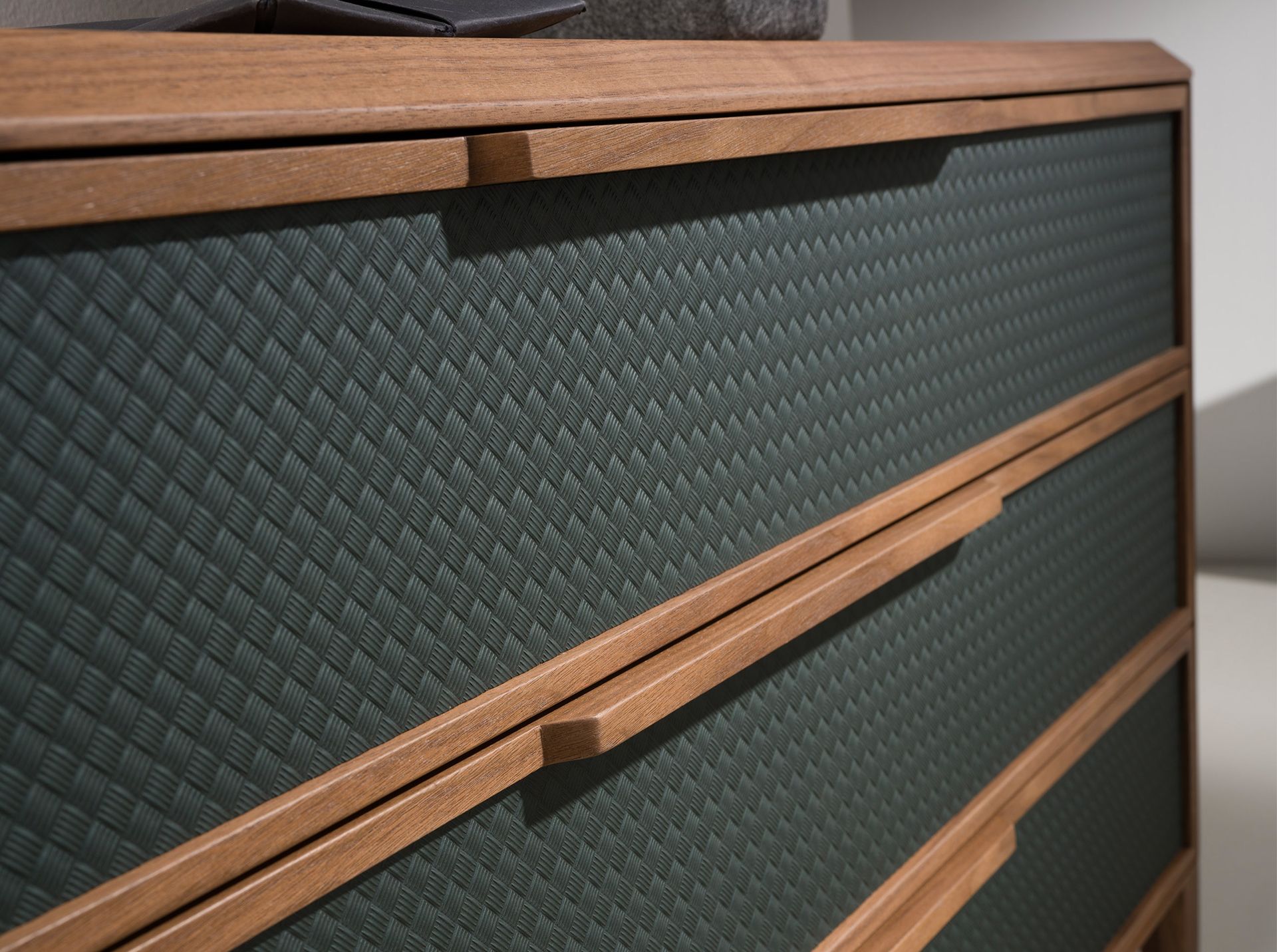 Dark green and walnut pvc chest of drawers
