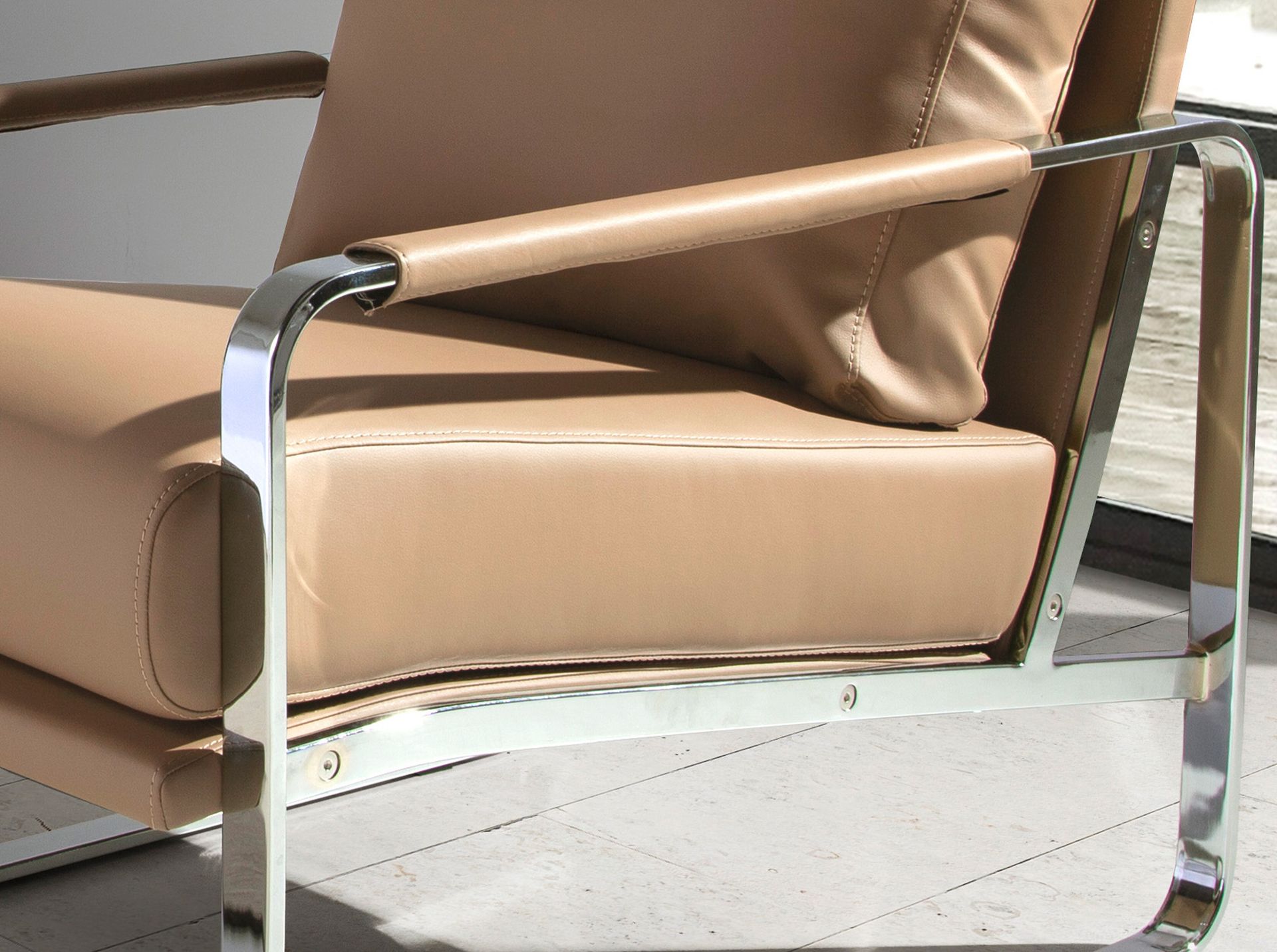 Mink leatherette armchair