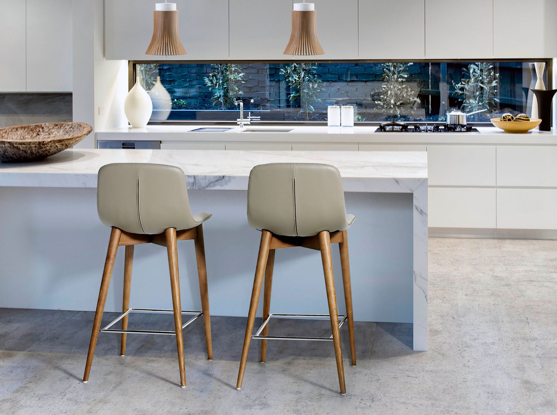 Mink leatherette stool