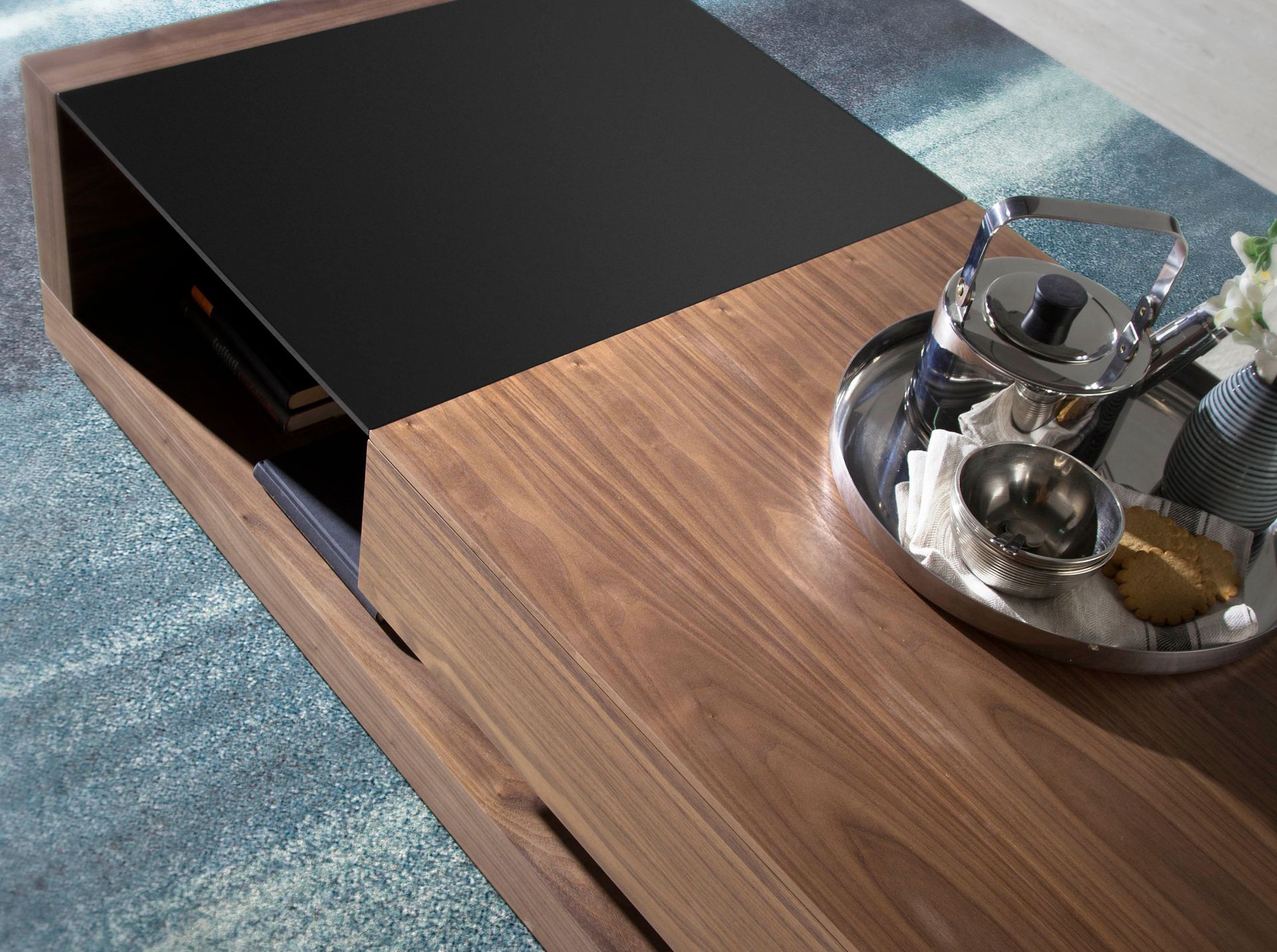 Rectangular coffee table Rectangular coffee table Black and walnut glass
