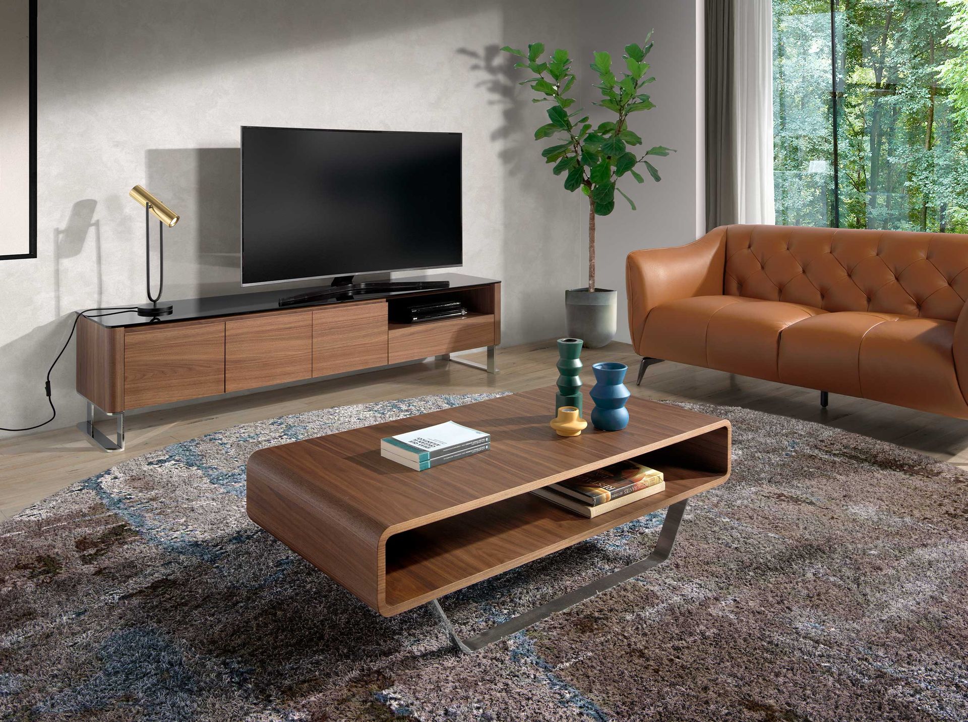 Rectangular coffee table walnut and chrome-plated steel