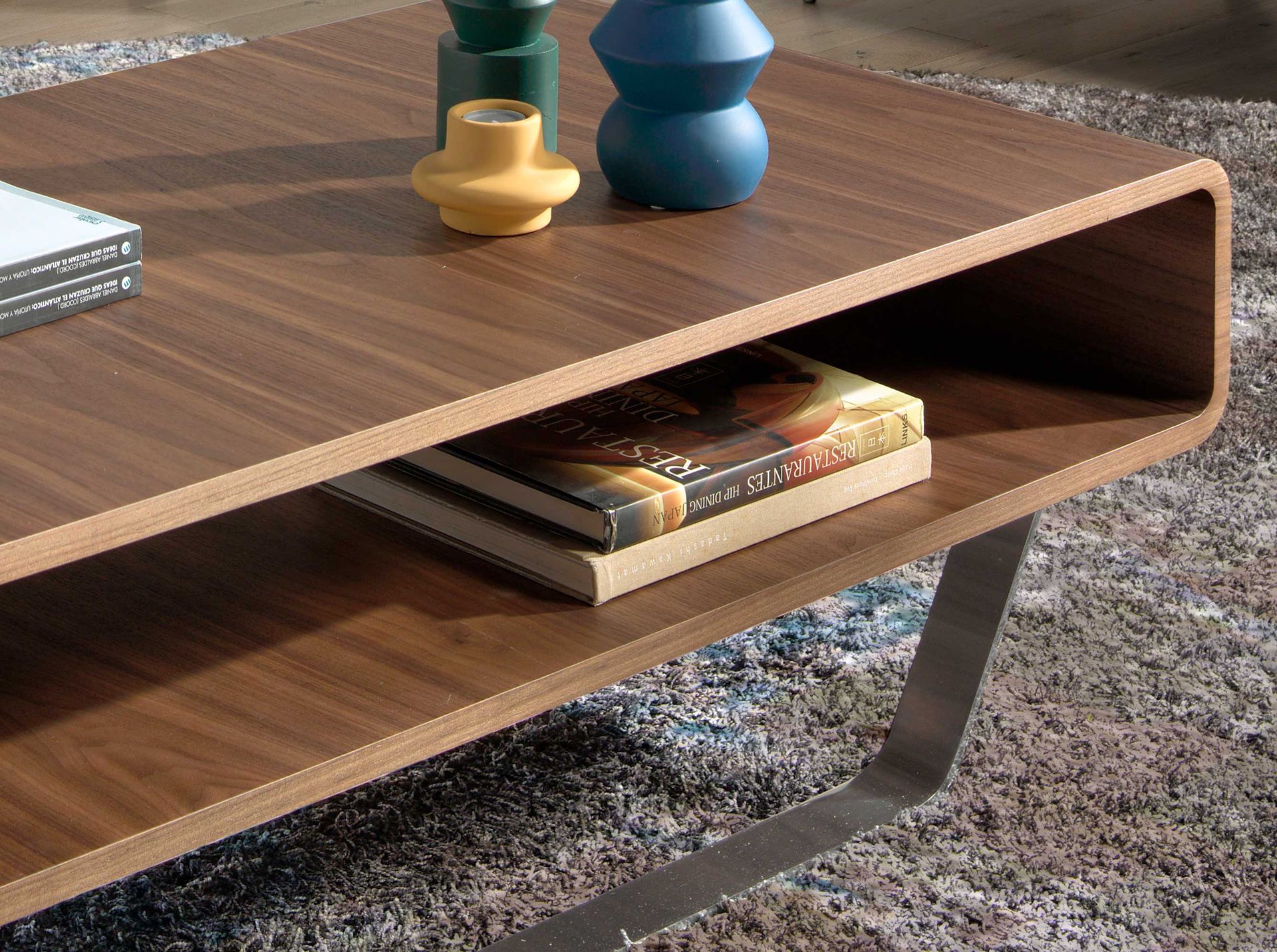 Rectangular coffee table walnut and chrome-plated steel