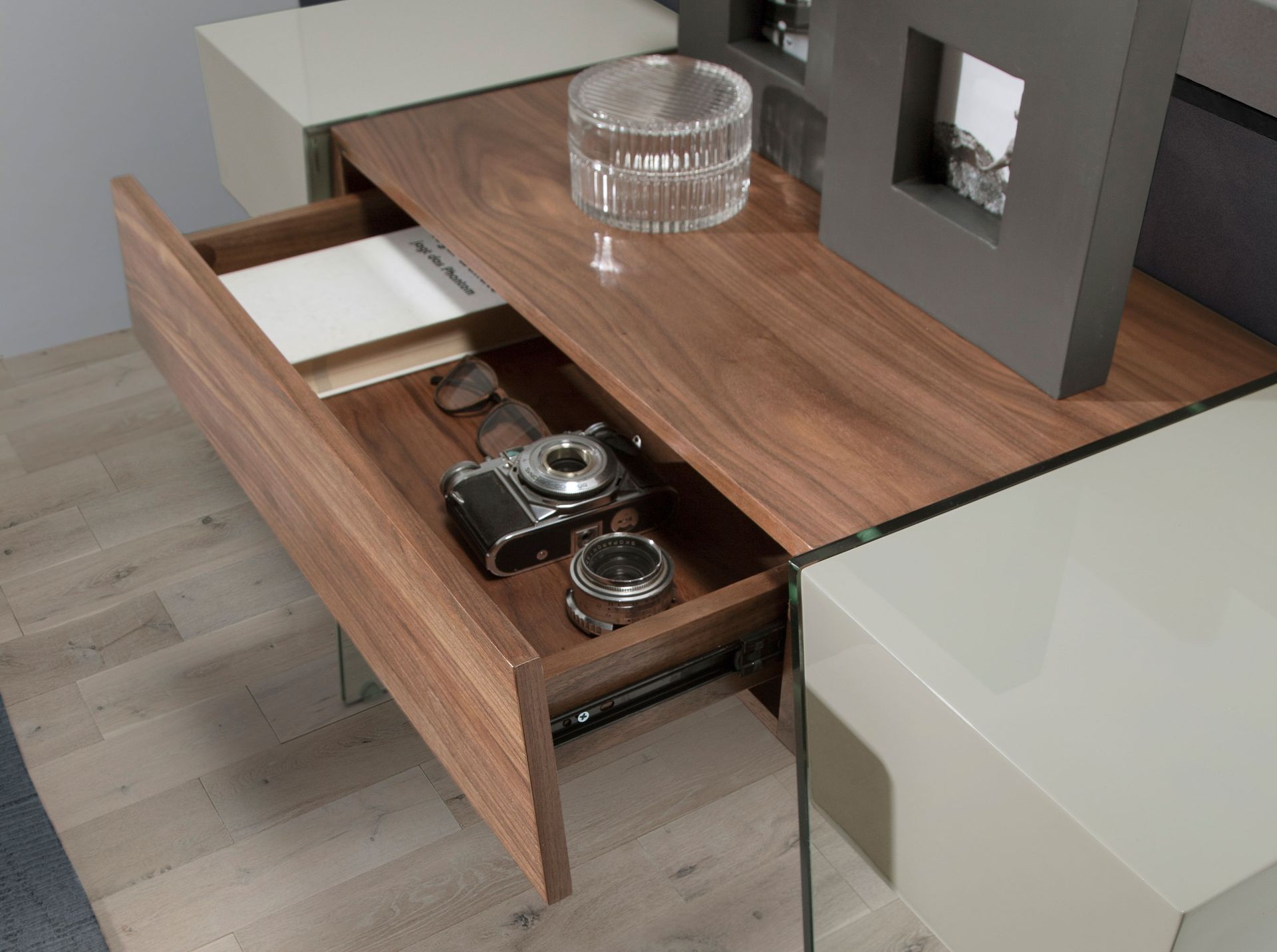 Rectangular console table grey wood, walnut and tempered glass