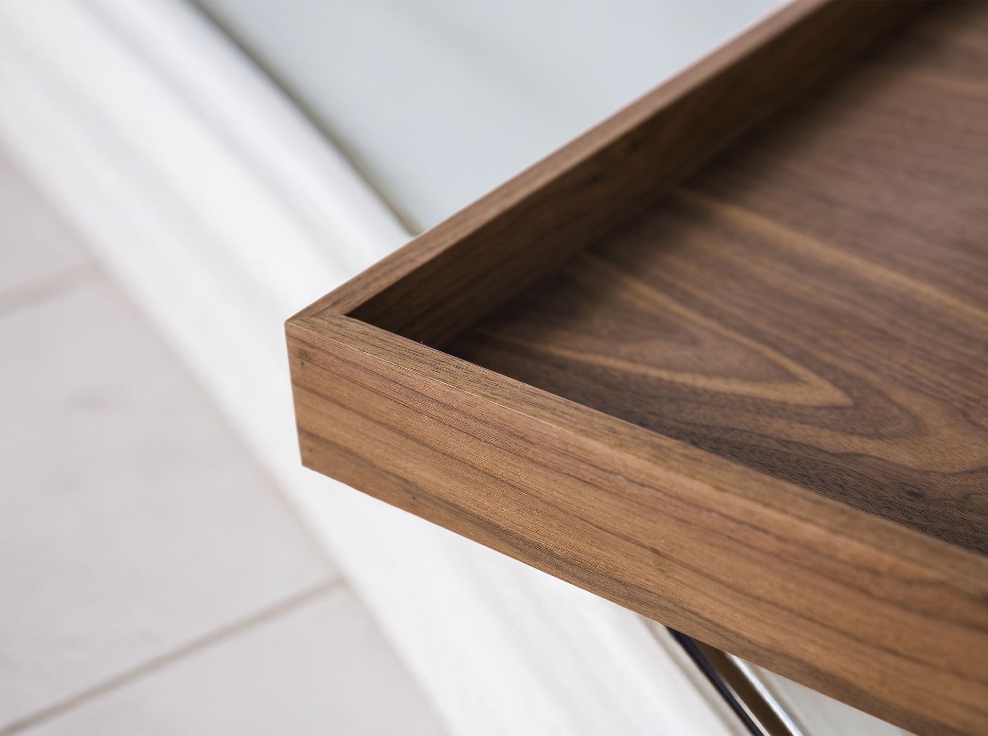 Rectangular corner table walnut and chrome-plated steel