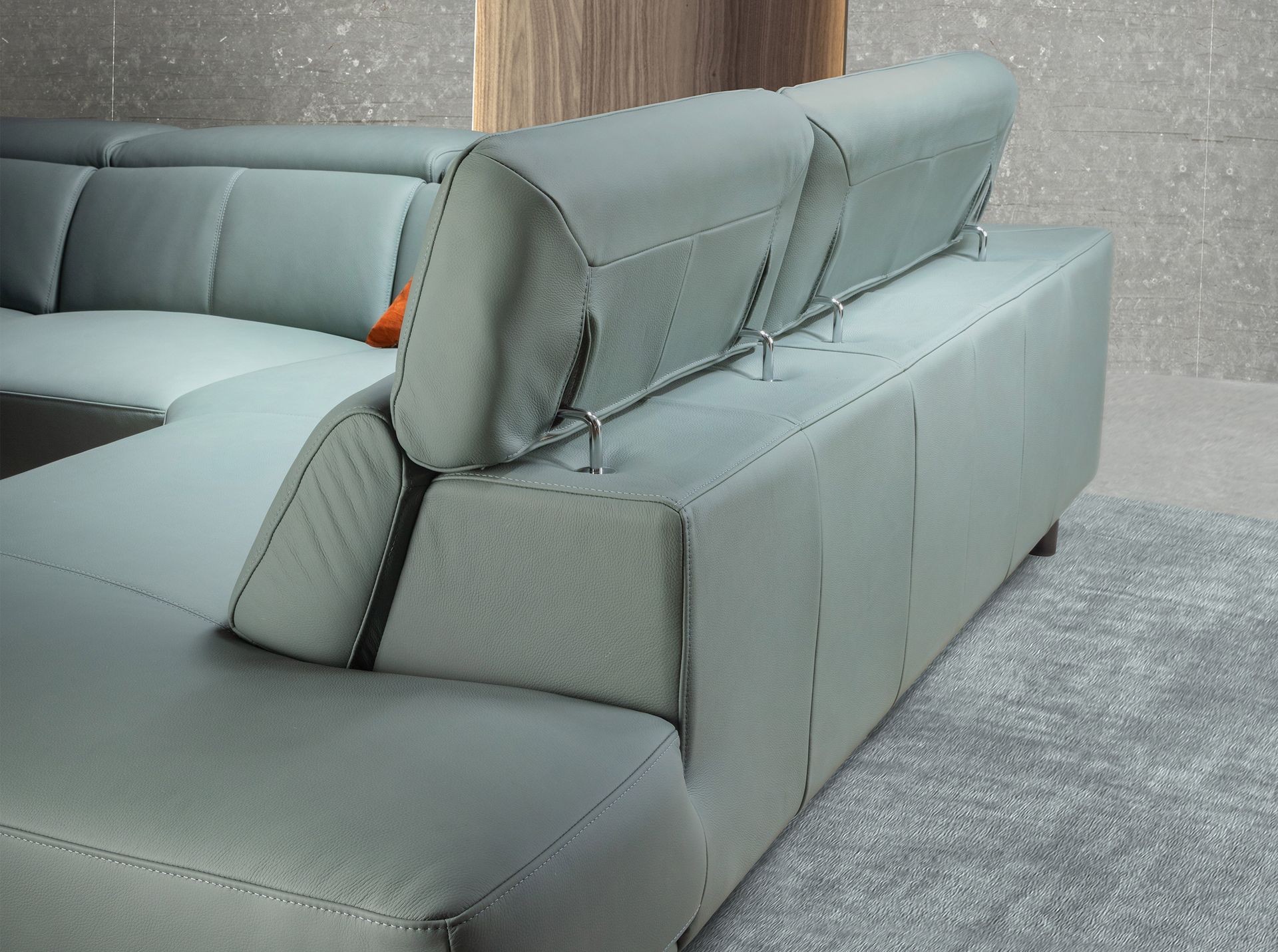Right chaise longue relax sofa in turquoise green leather