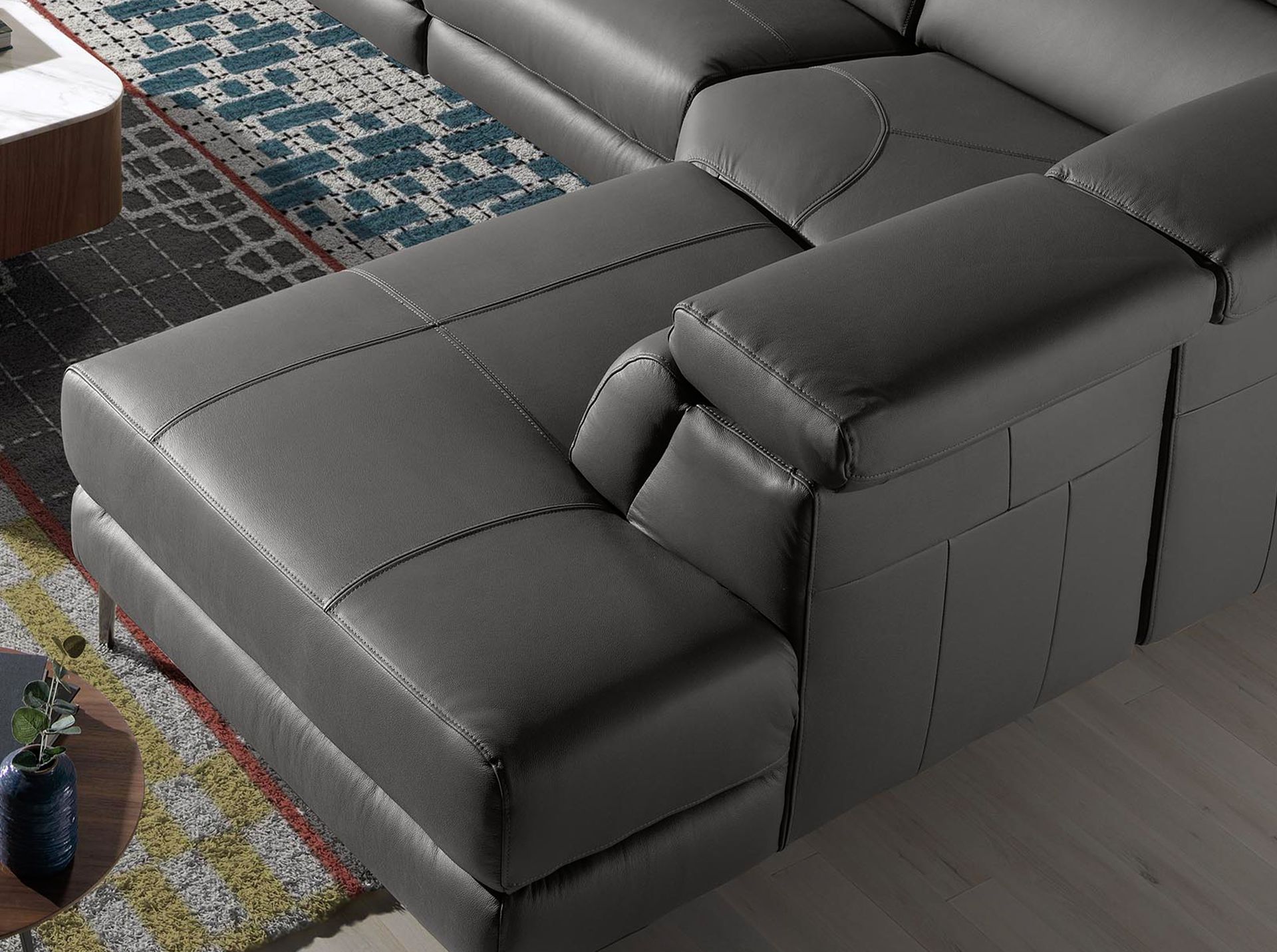 Right chaise longue relaxation sofa in dark grey leather