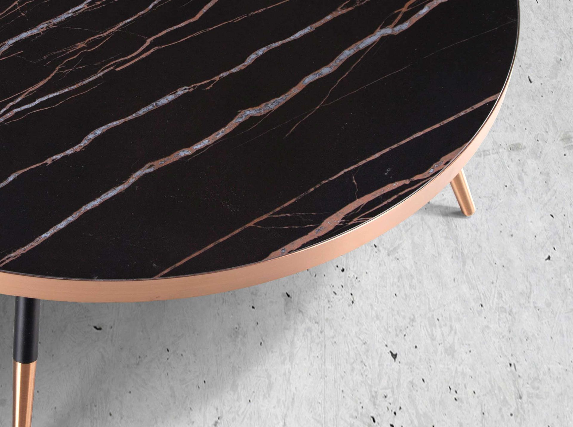 Round coffee table porcelain marble and black steel