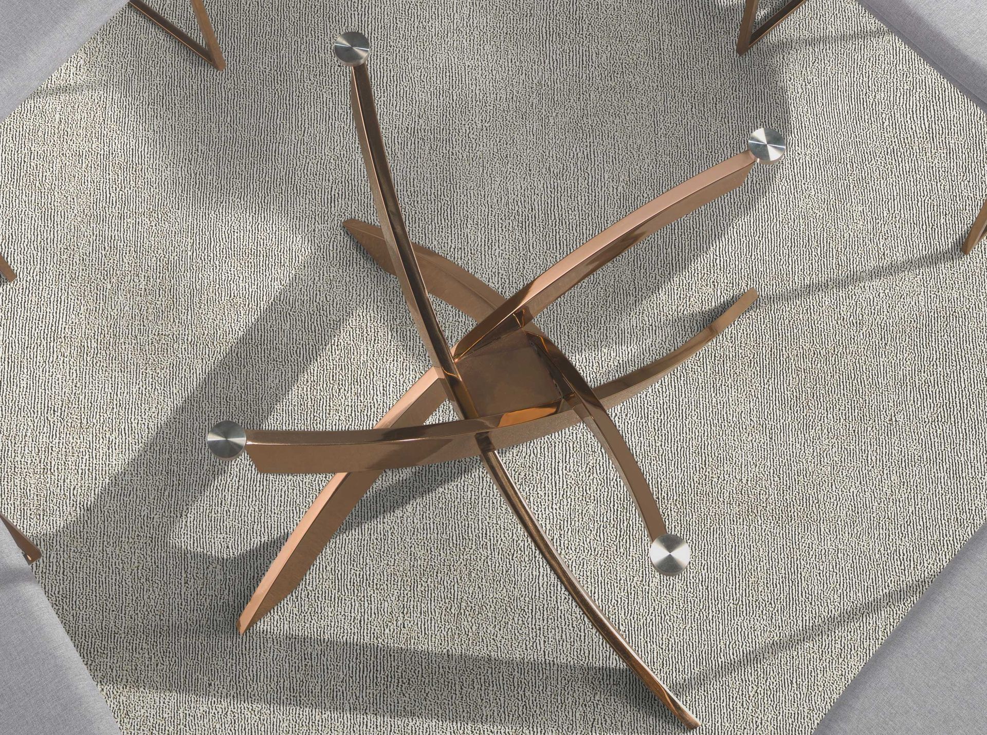 Round dining table tempered glass and pink steel
