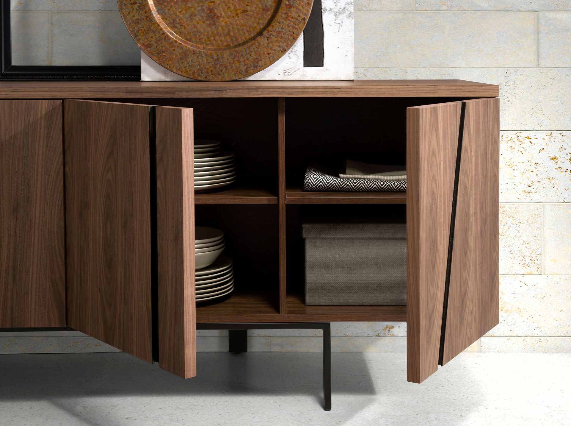 Sideboard walnut and black steel